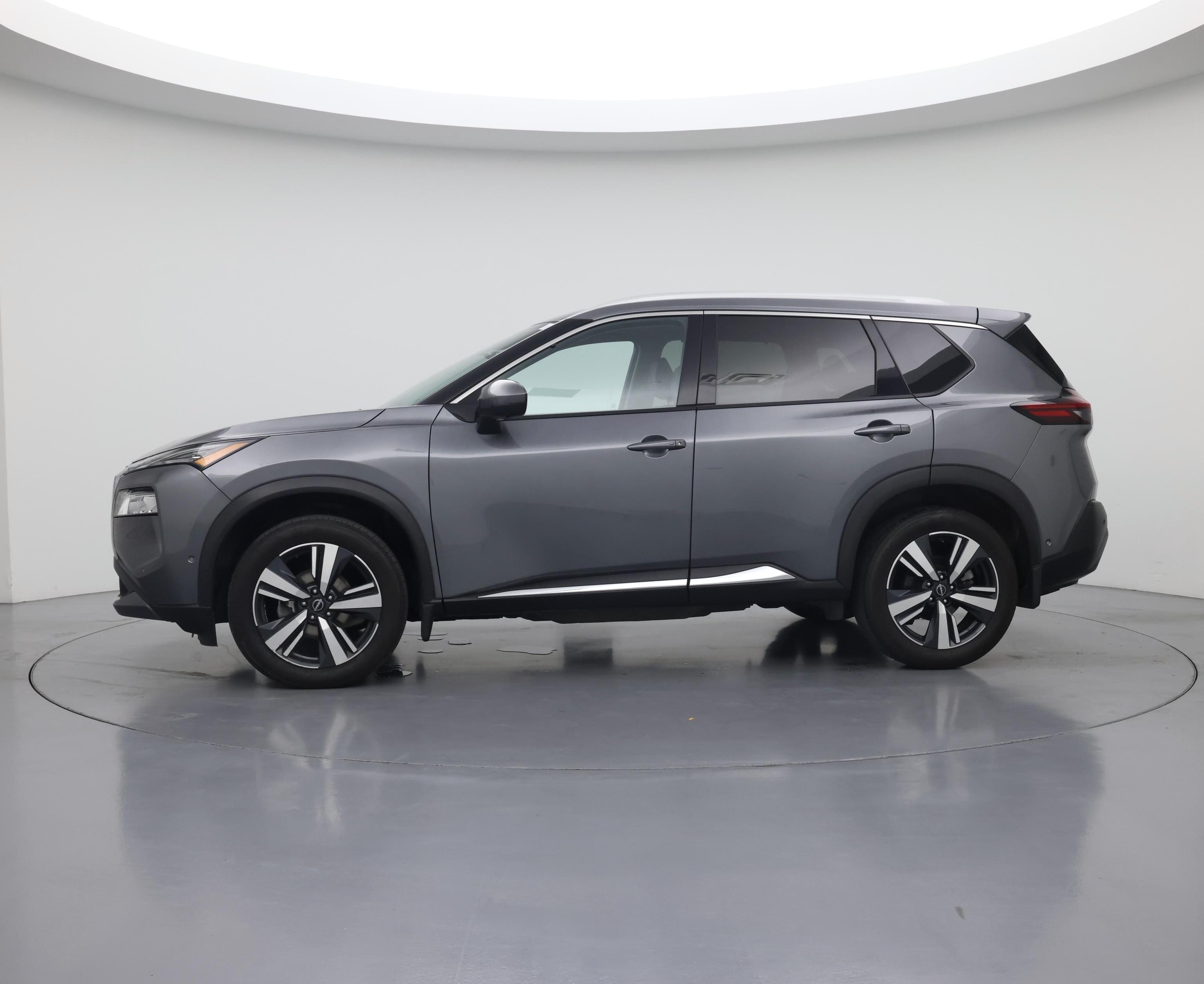 Thumbnail: 2023 Nissan Rogue - 3