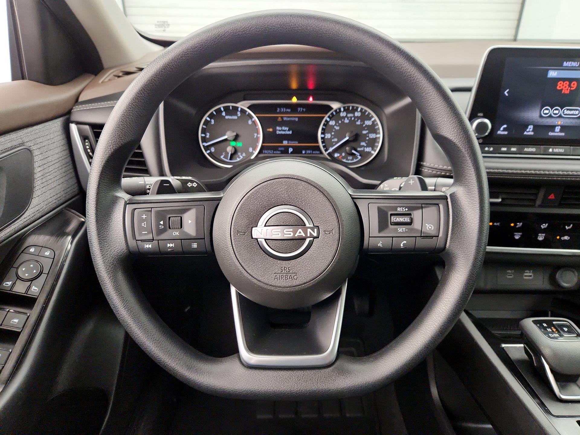 Thumbnail: 2023 Nissan Rogue - 10