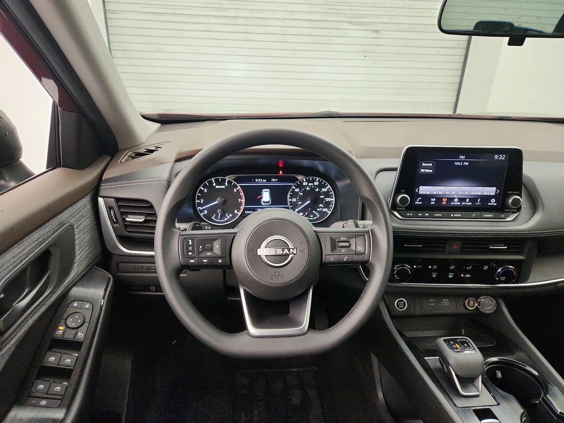 Thumbnail: 2023 Nissan Rogue - 10