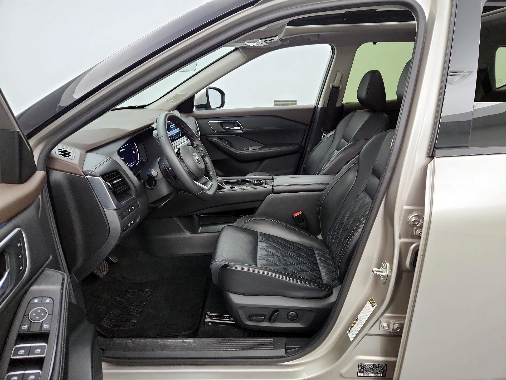 Thumbnail: 2023 Nissan Rogue - 11