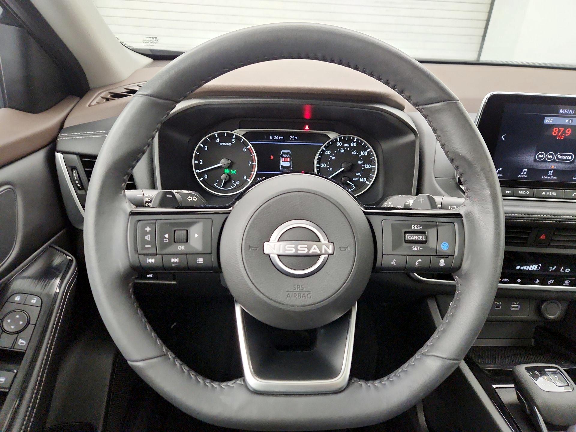 Thumbnail: 2023 Nissan Rogue - 10
