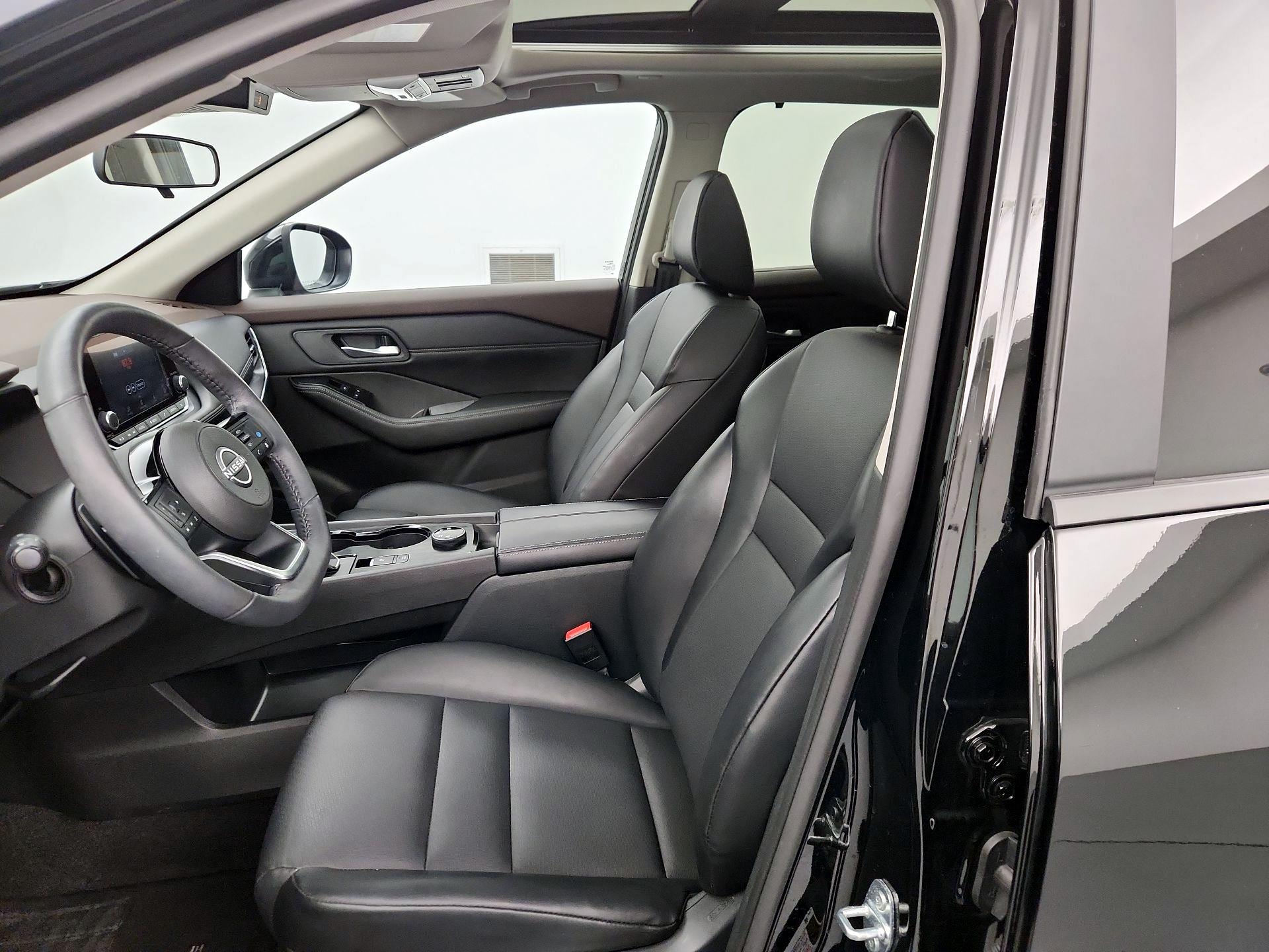 Thumbnail: 2023 Nissan Rogue - 11