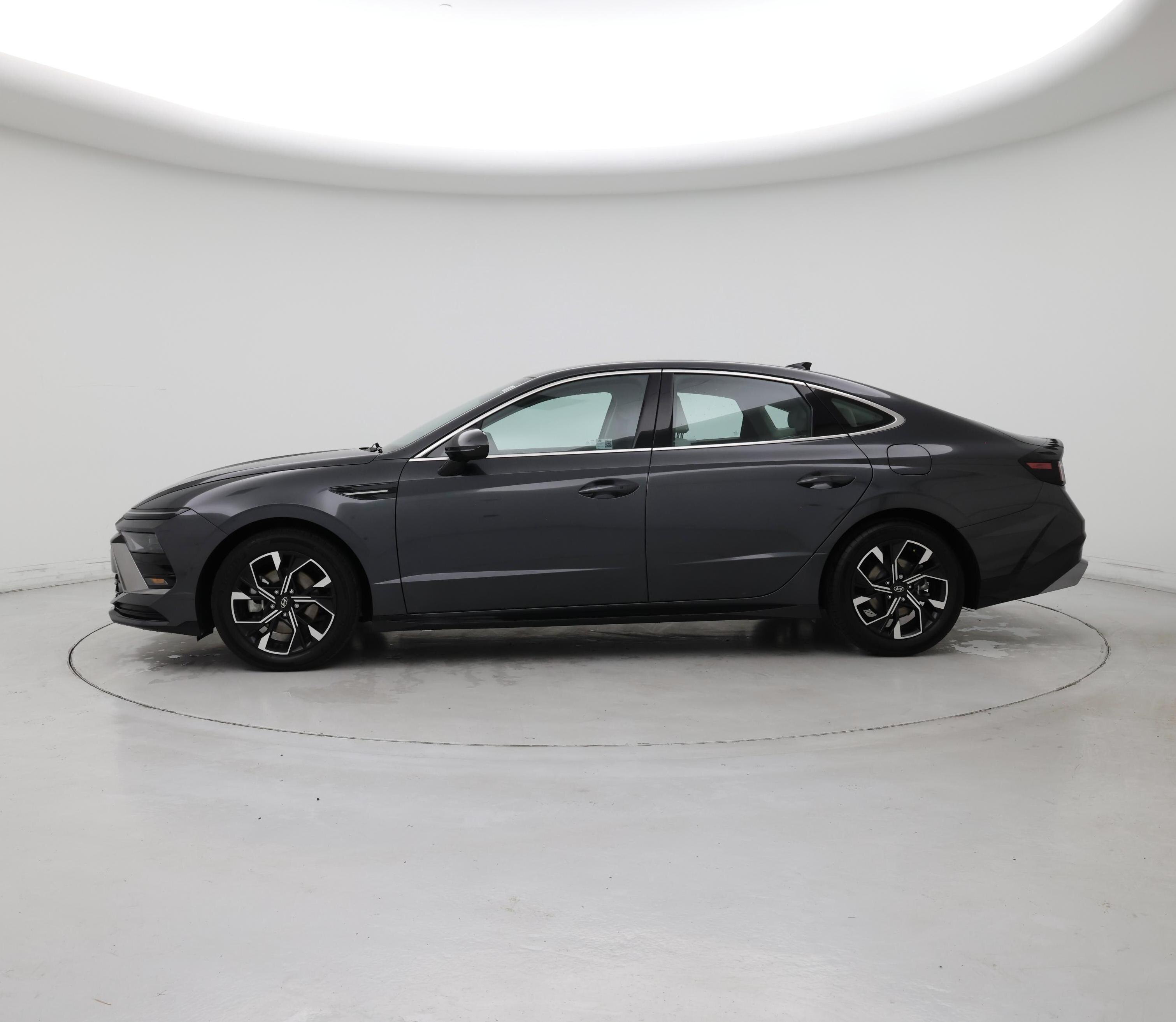 Thumbnail: 2024 Hyundai Sonata - 3