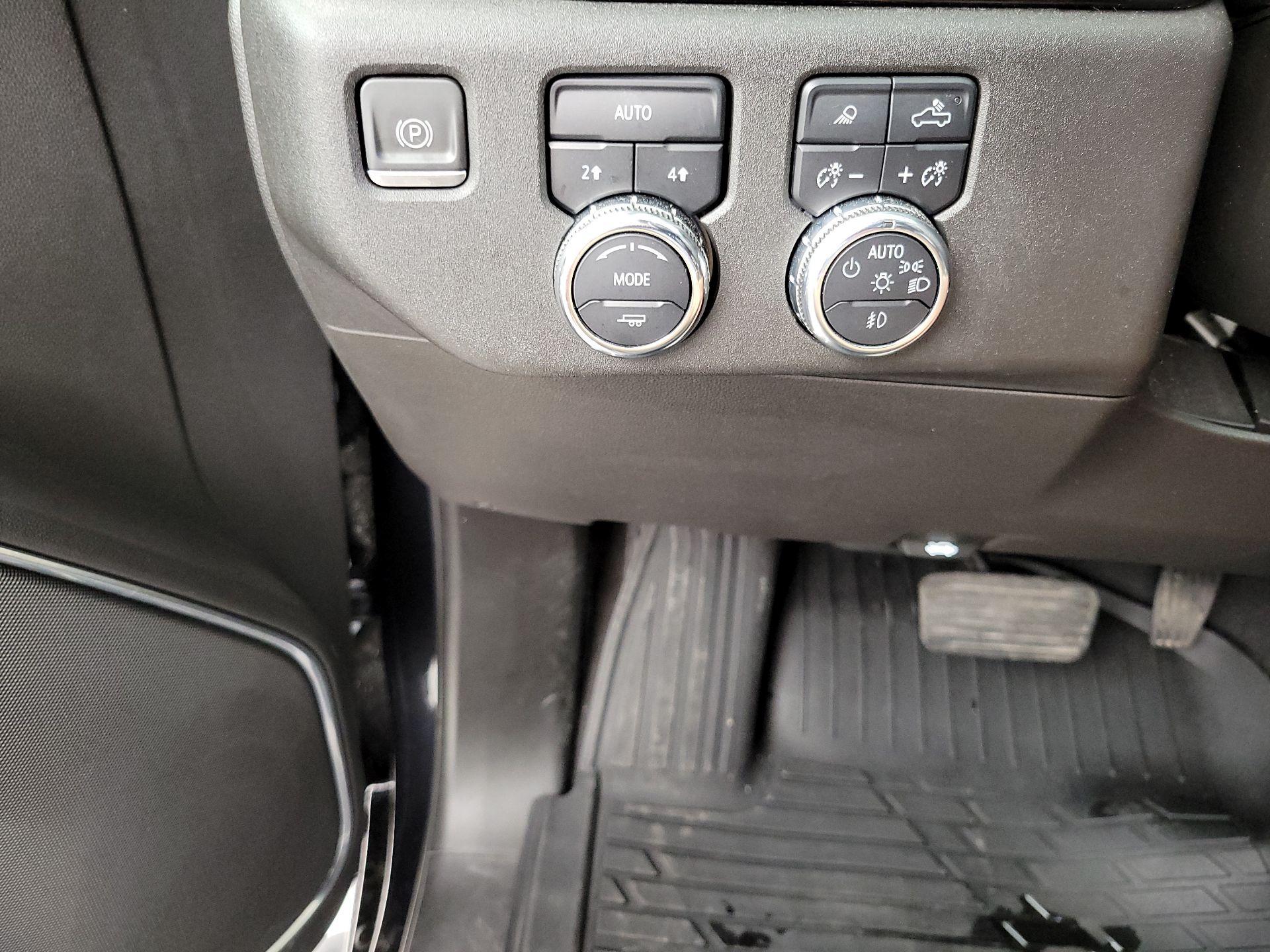 Thumbnail: 2023 GMC Sierra 1500 - 13