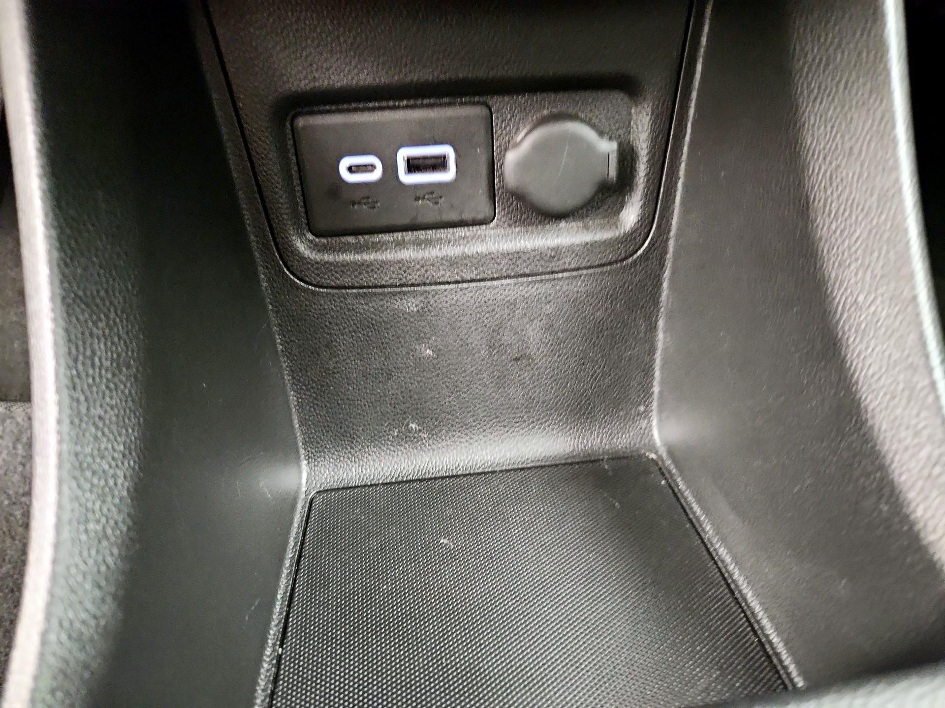 Thumbnail: 2021 Chevrolet Spark - 18