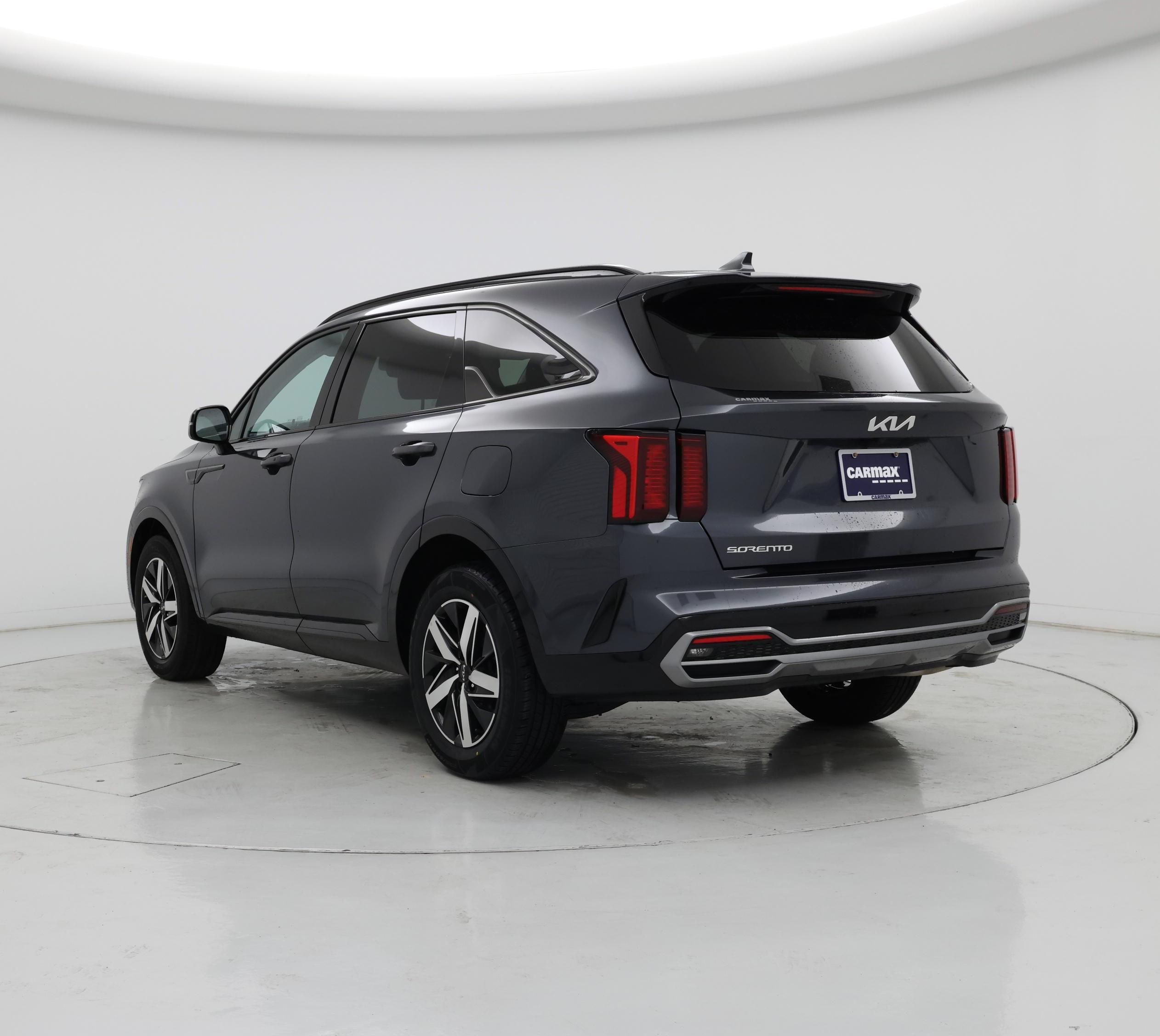 Thumbnail: 2023 Kia Sorento - 2