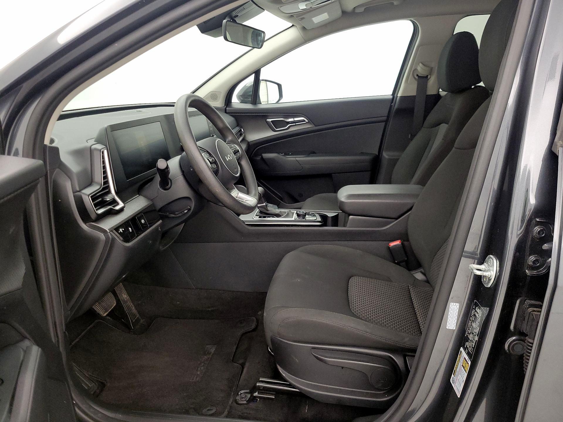 Thumbnail: 2025 Kia Sportage - 11
