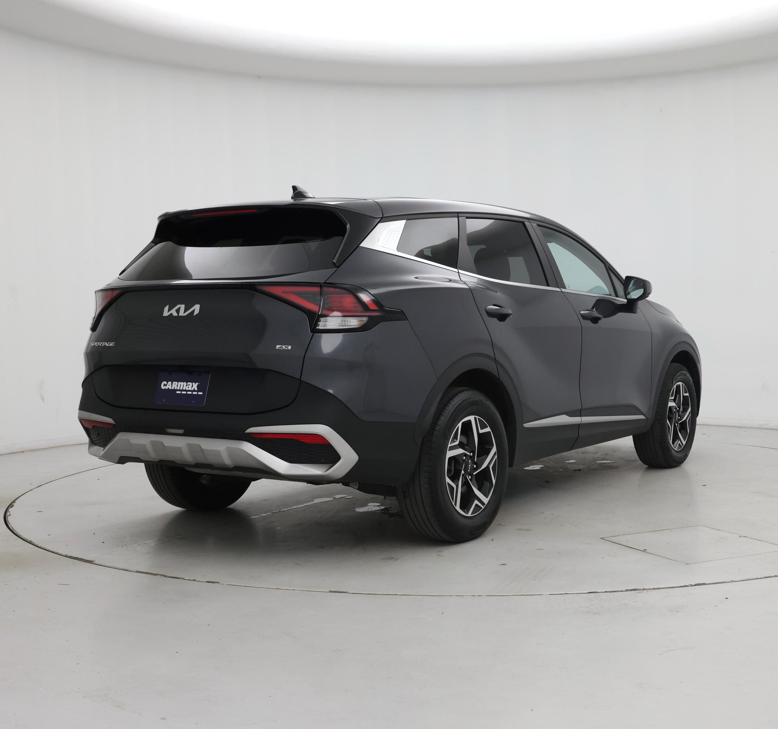 Thumbnail: 2023 Kia Sportage - 8