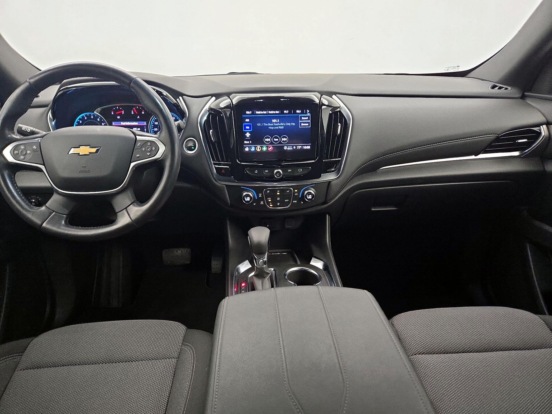 Thumbnail: 2022 Chevrolet Traverse - 9