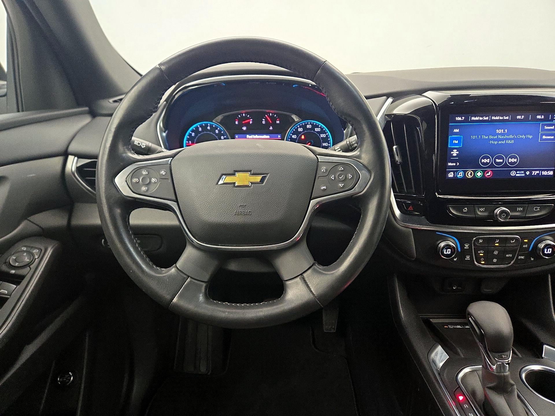 Thumbnail: 2022 Chevrolet Traverse - 10