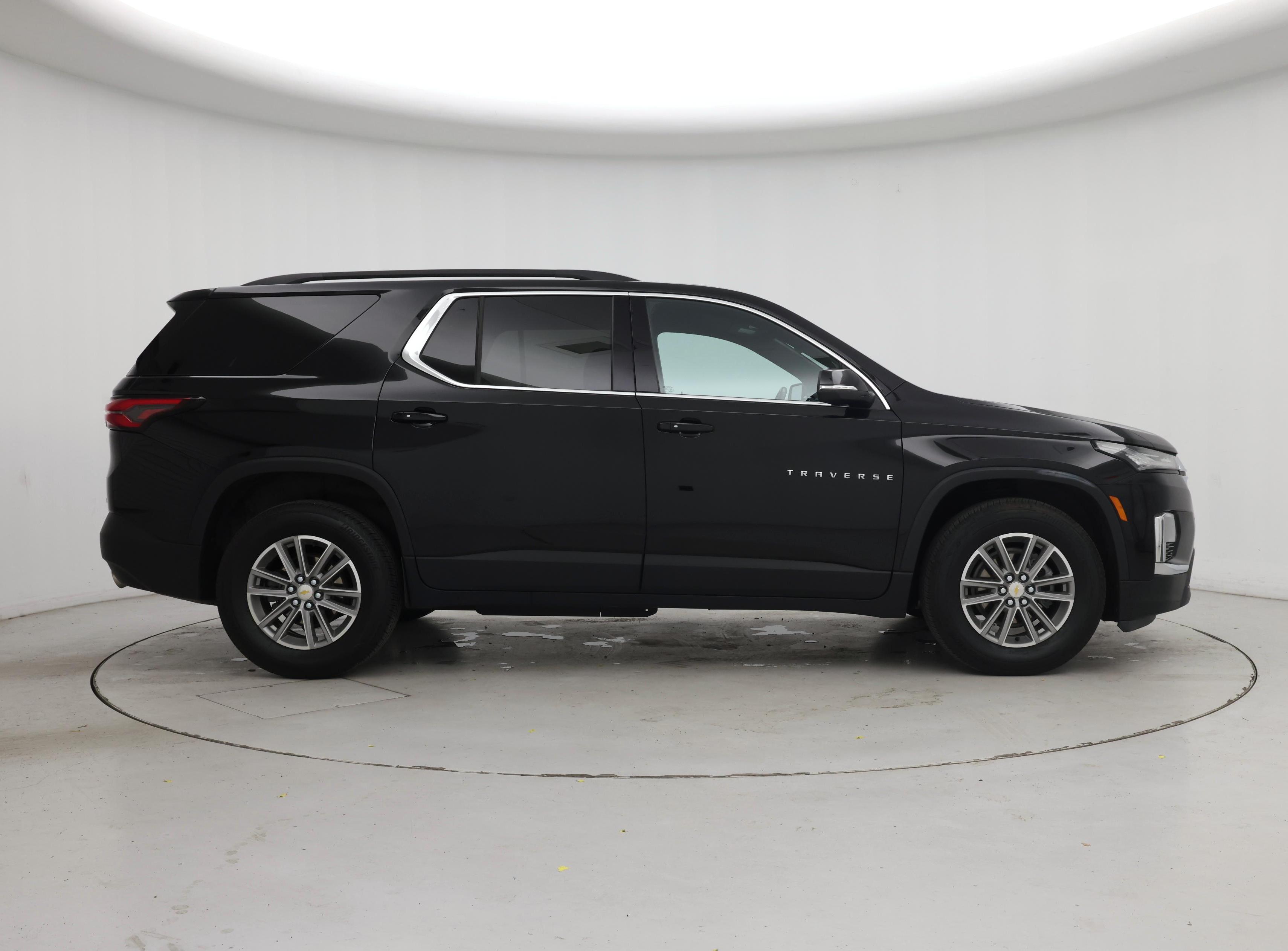 Thumbnail: 2022 Chevrolet Traverse - 7