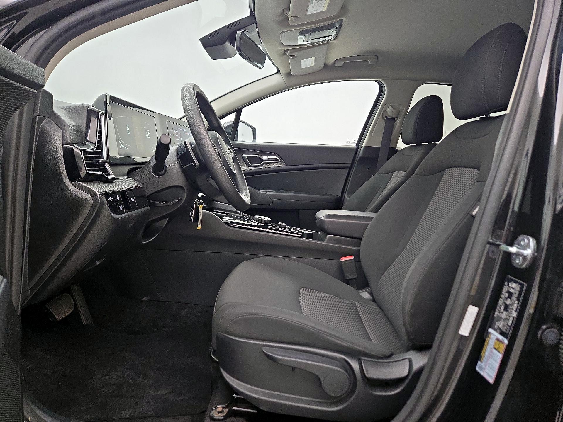 Thumbnail: 2023 Kia Sportage - 11