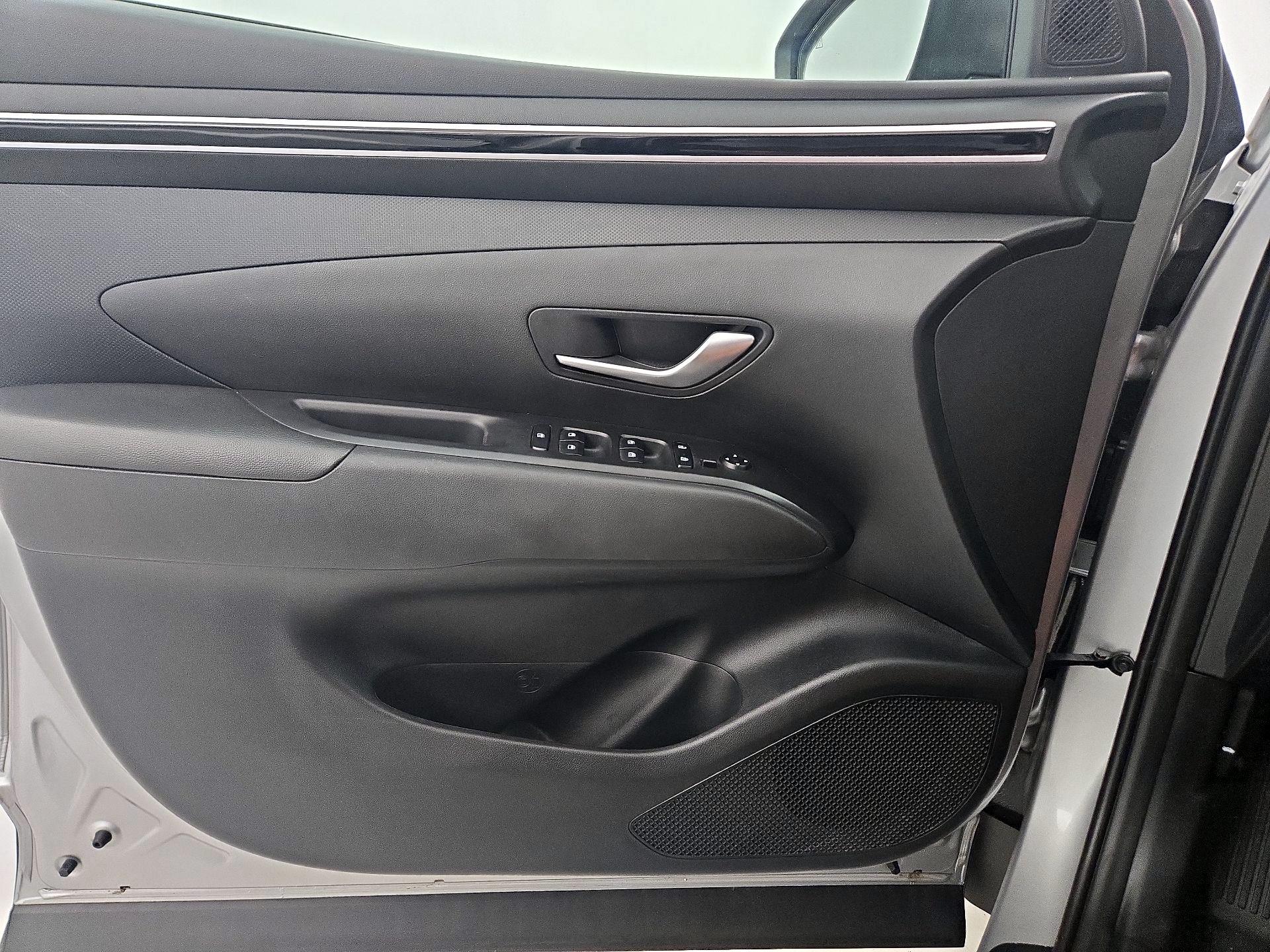 Thumbnail: 2023 Hyundai Tucson - 12