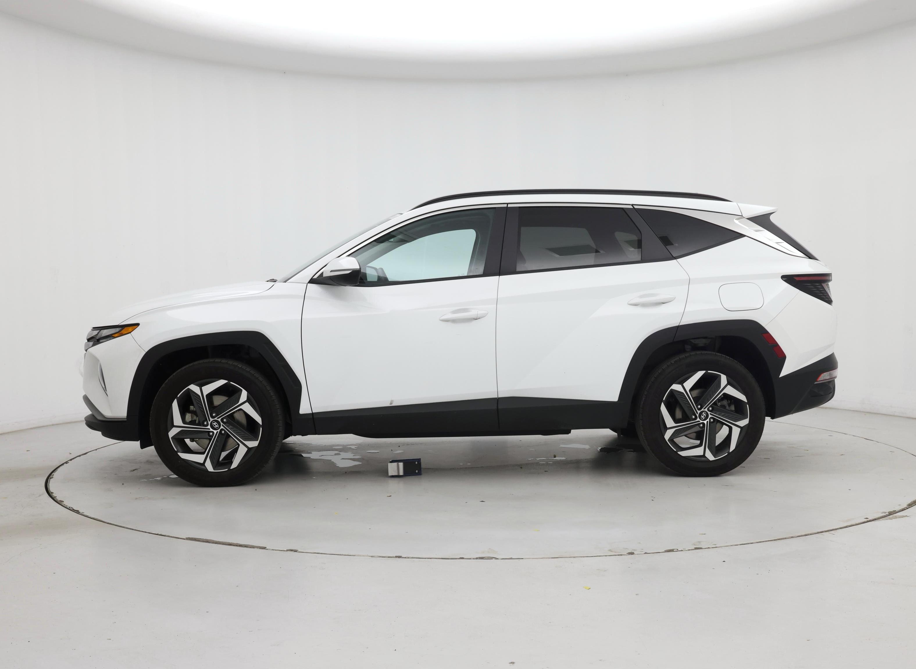 Thumbnail: 2023 Hyundai Tucson - 3
