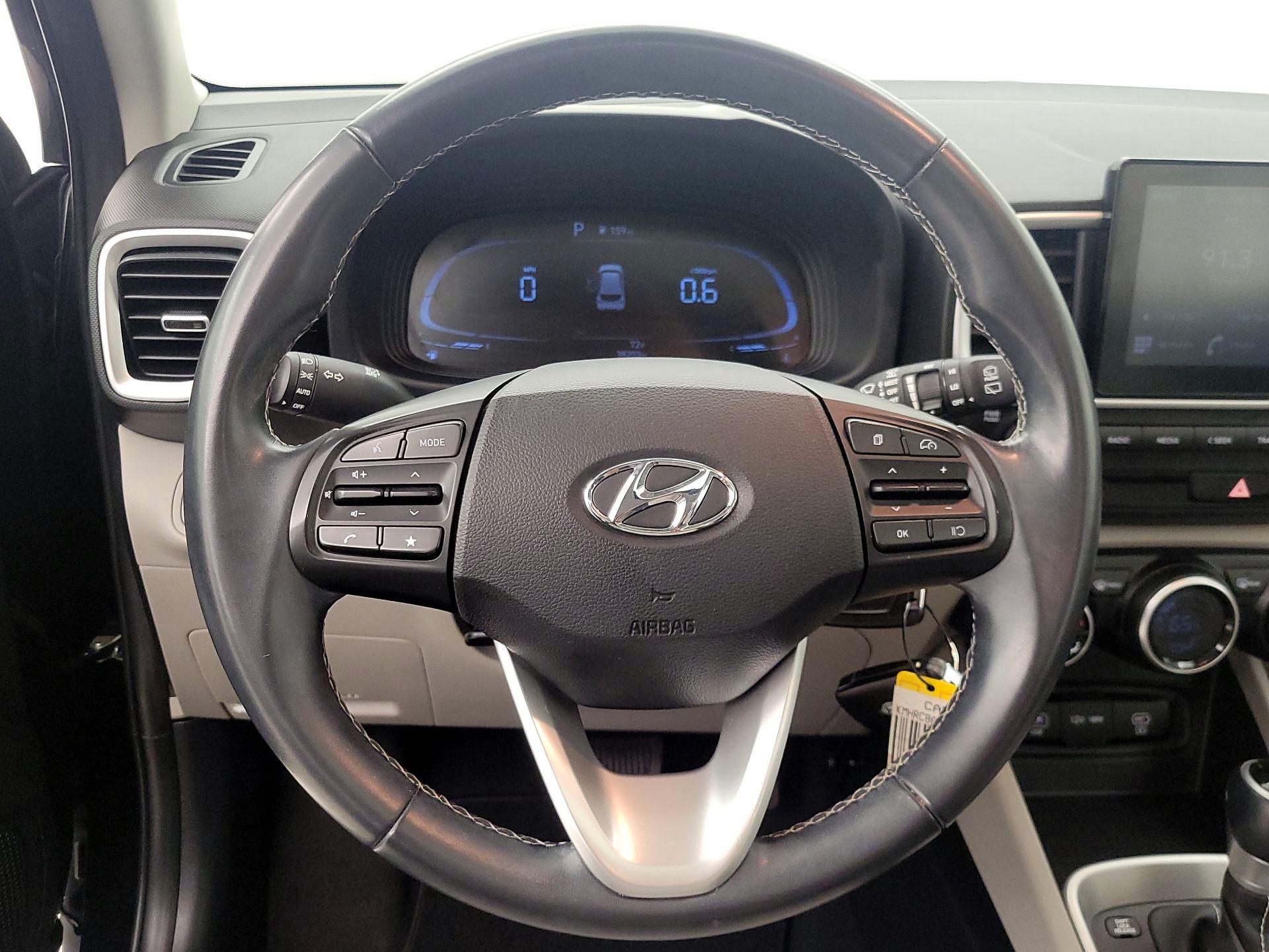 Thumbnail: 2023 Hyundai Venue - 10
