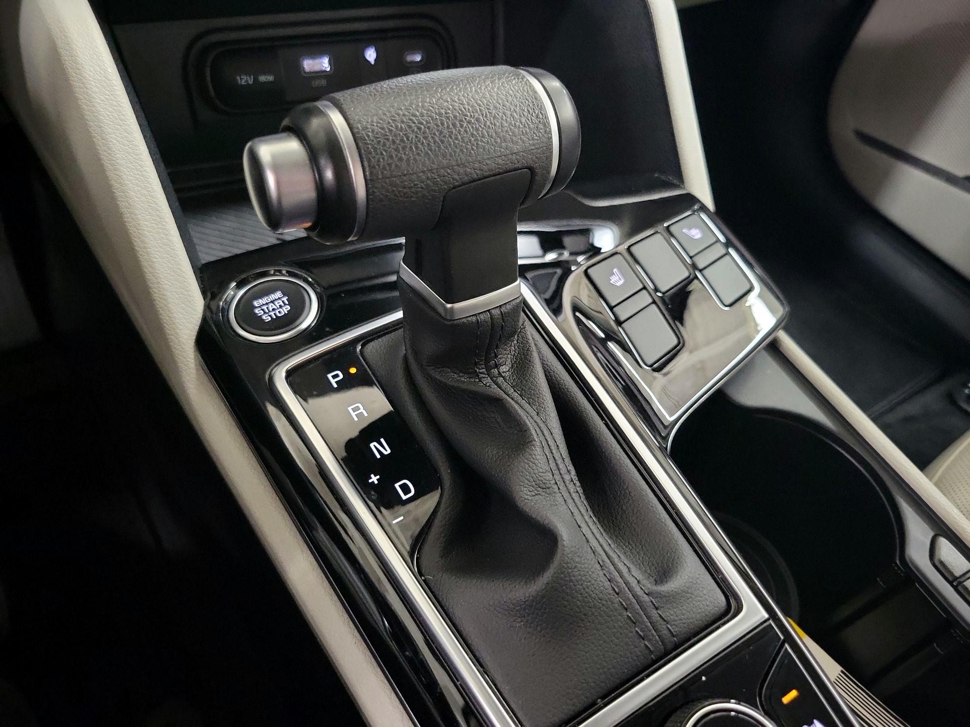 Thumbnail: 2023 Kia Sportage - 18