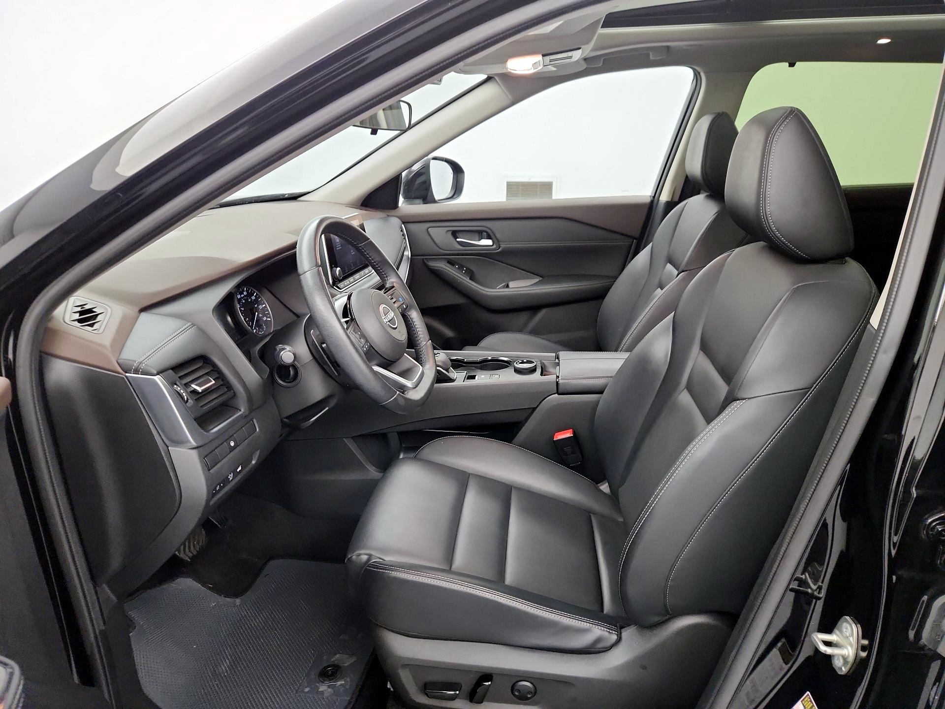 Thumbnail: 2023 Nissan Rogue - 11