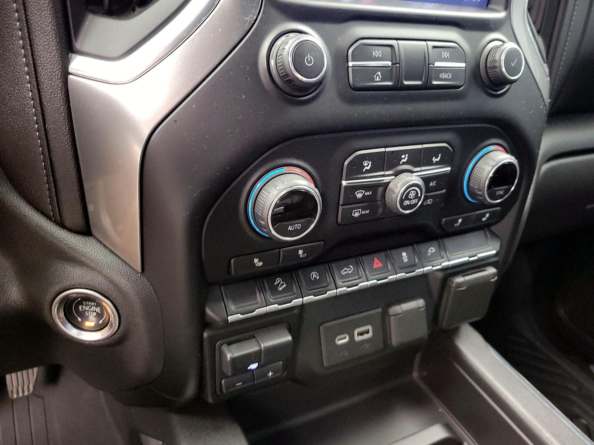 Thumbnail: 2020 Chevrolet Silverado 1500 - 16