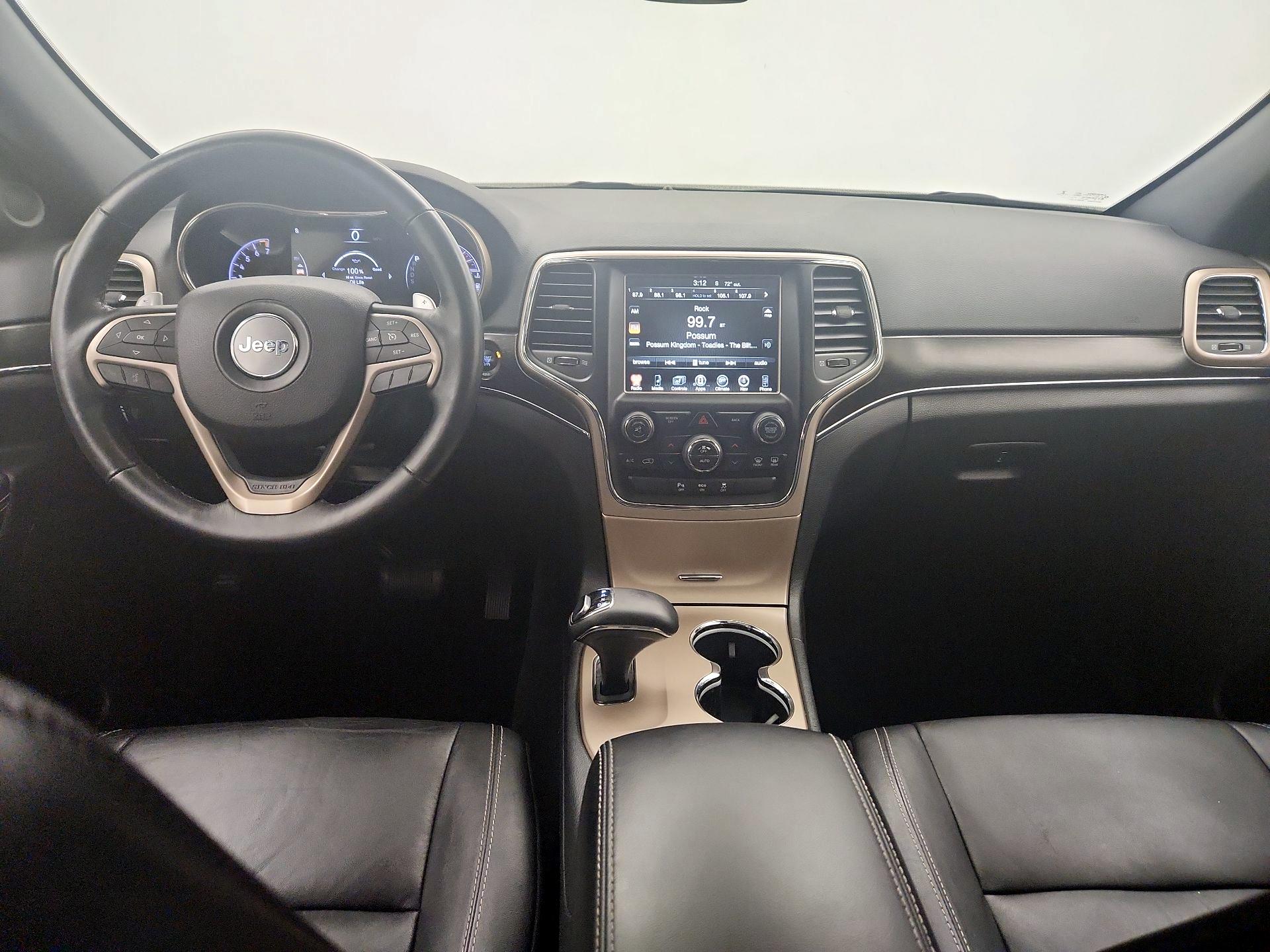 Thumbnail: 2015 Jeep Grand Cherokee - 9