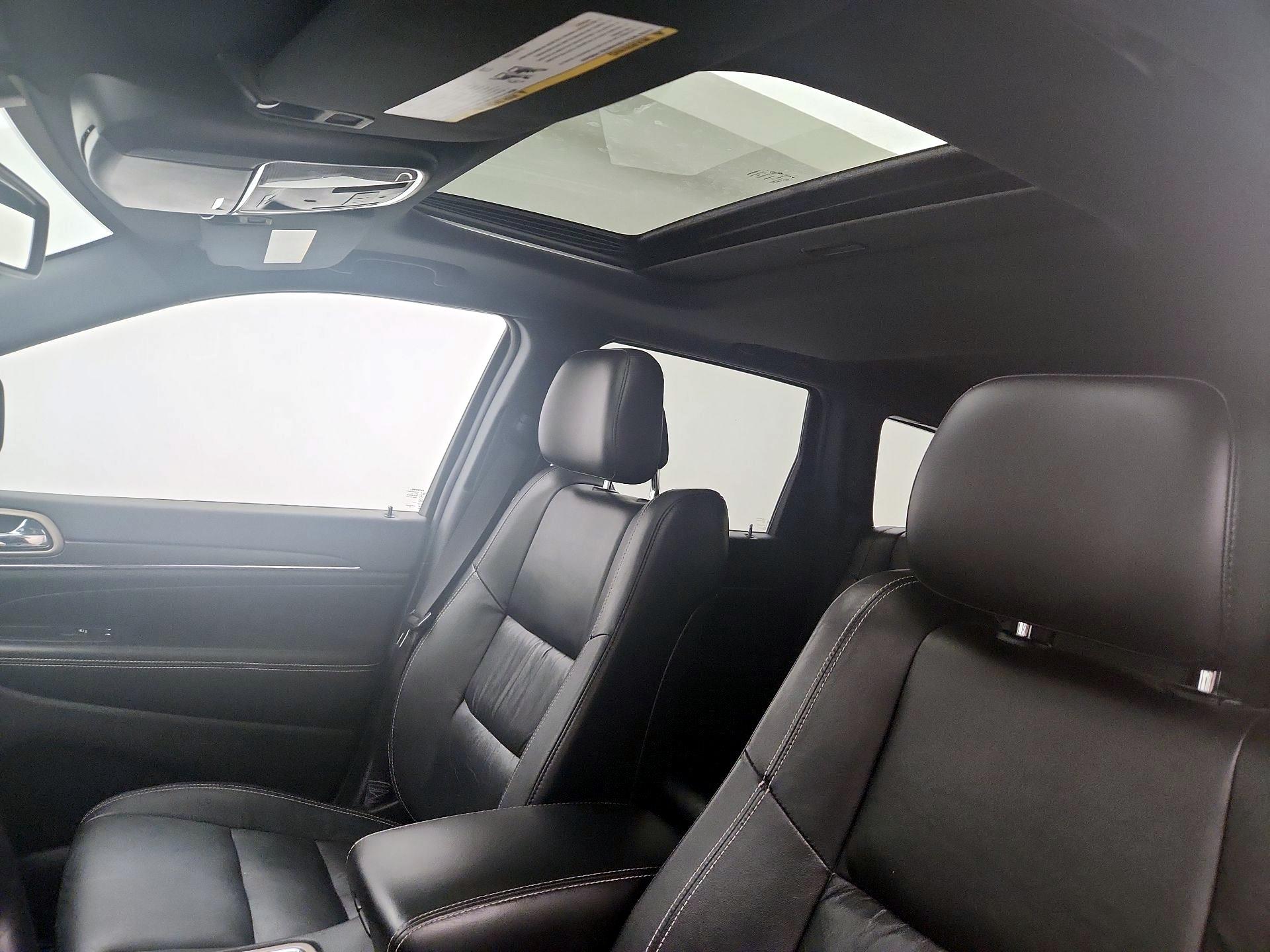 Thumbnail: 2015 Jeep Grand Cherokee - 20