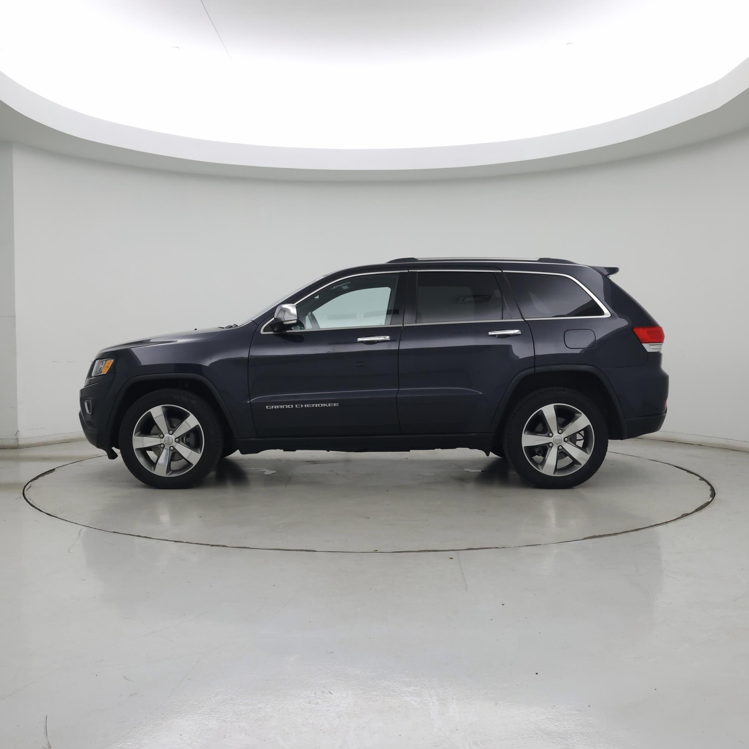 Thumbnail: 2015 Jeep Grand Cherokee - 3