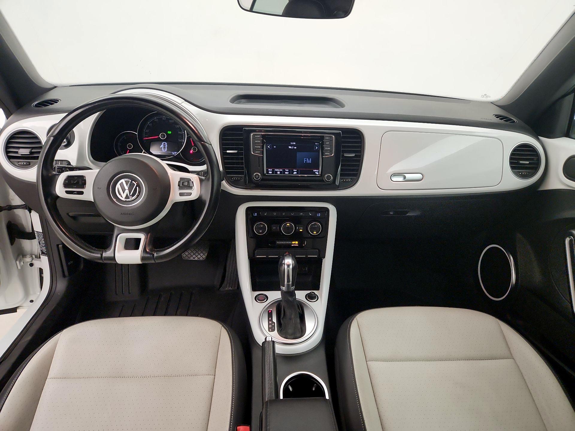 Thumbnail: 2019 Volkswagen Beetle - 9