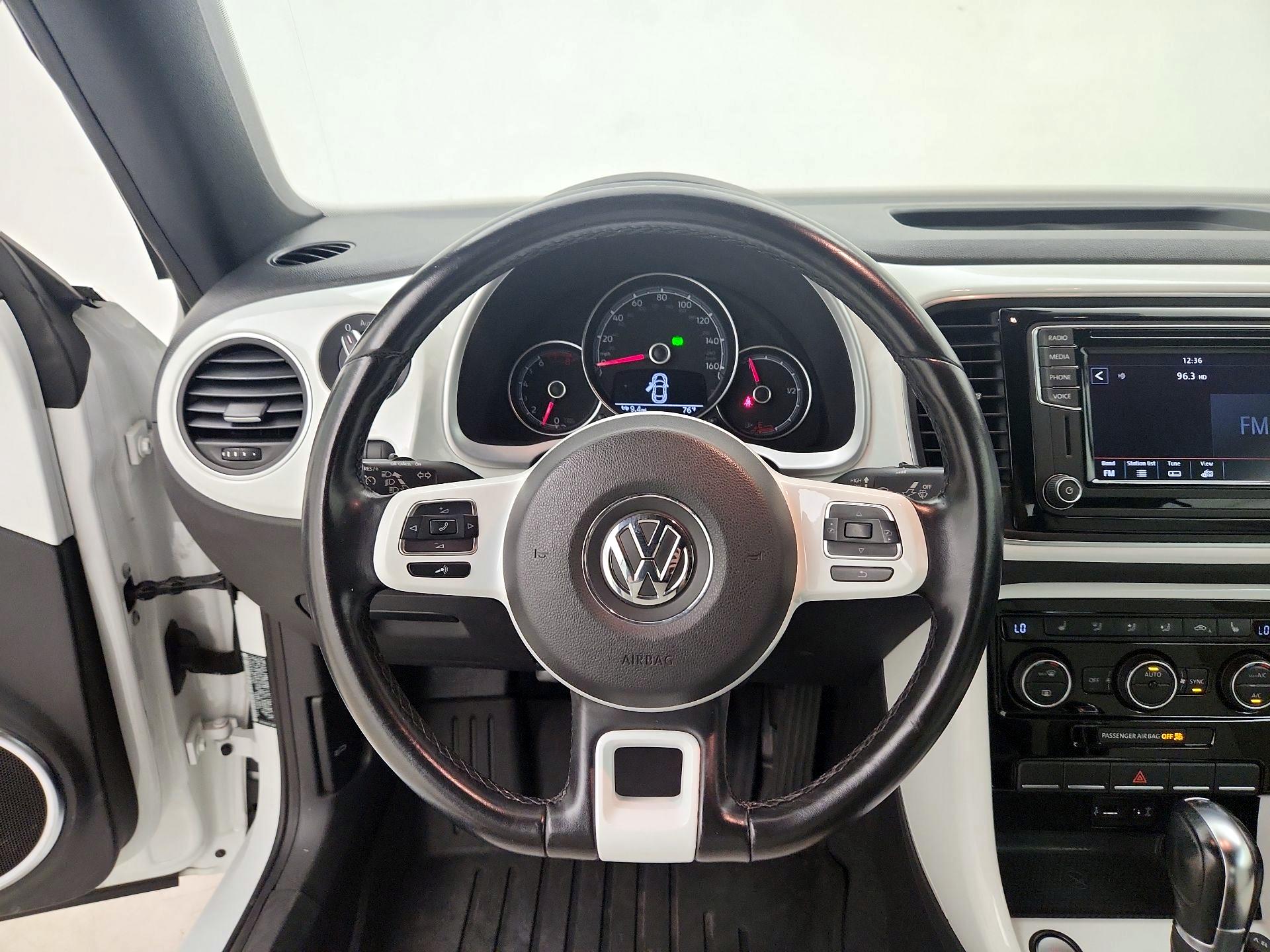 Thumbnail: 2019 Volkswagen Beetle - 10