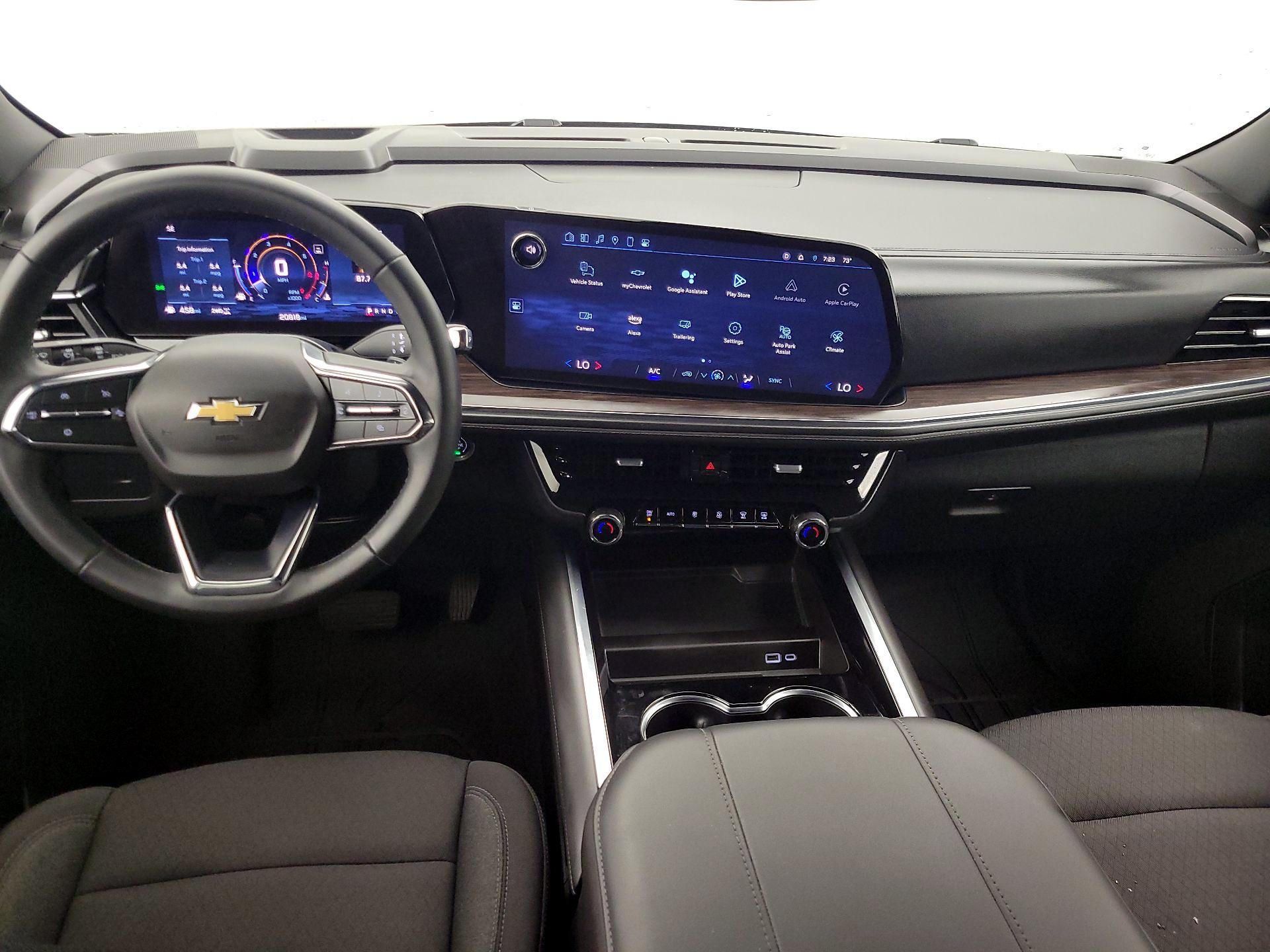 Thumbnail: 2025 Chevrolet Suburban - 9