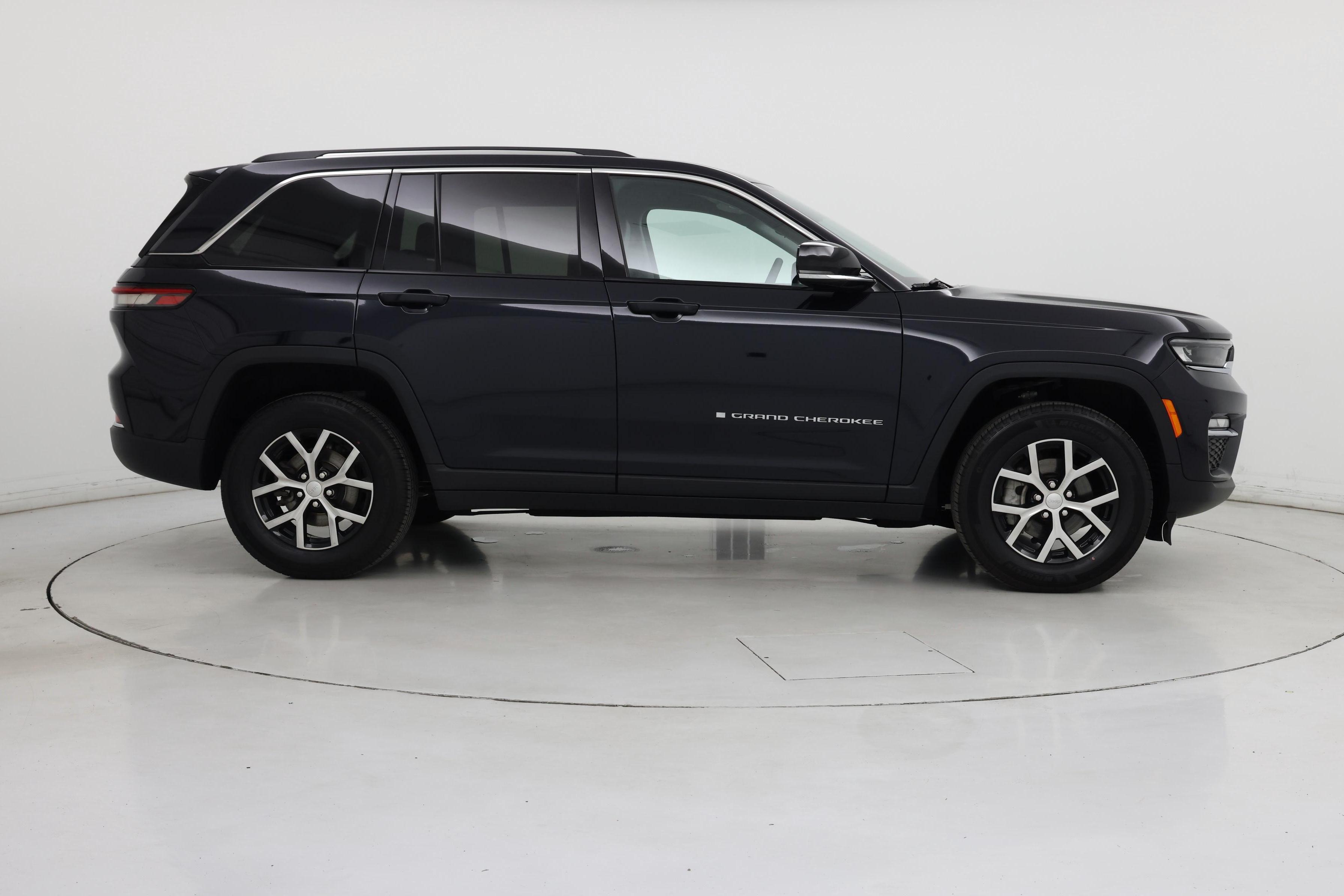 Thumbnail: 2024 Jeep Grand Cherokee - 7