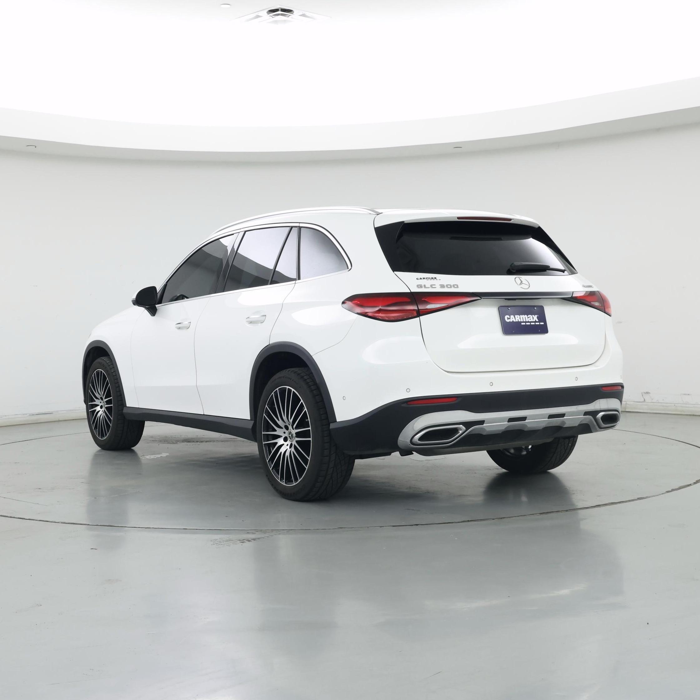 Thumbnail: 2025 Mercedes-Benz GLC - 2