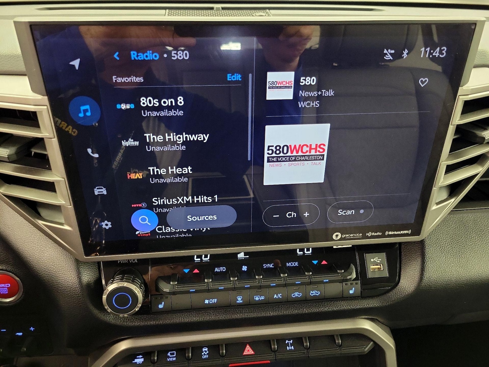 2022 Toyota Tundra SR5 - Photo 17