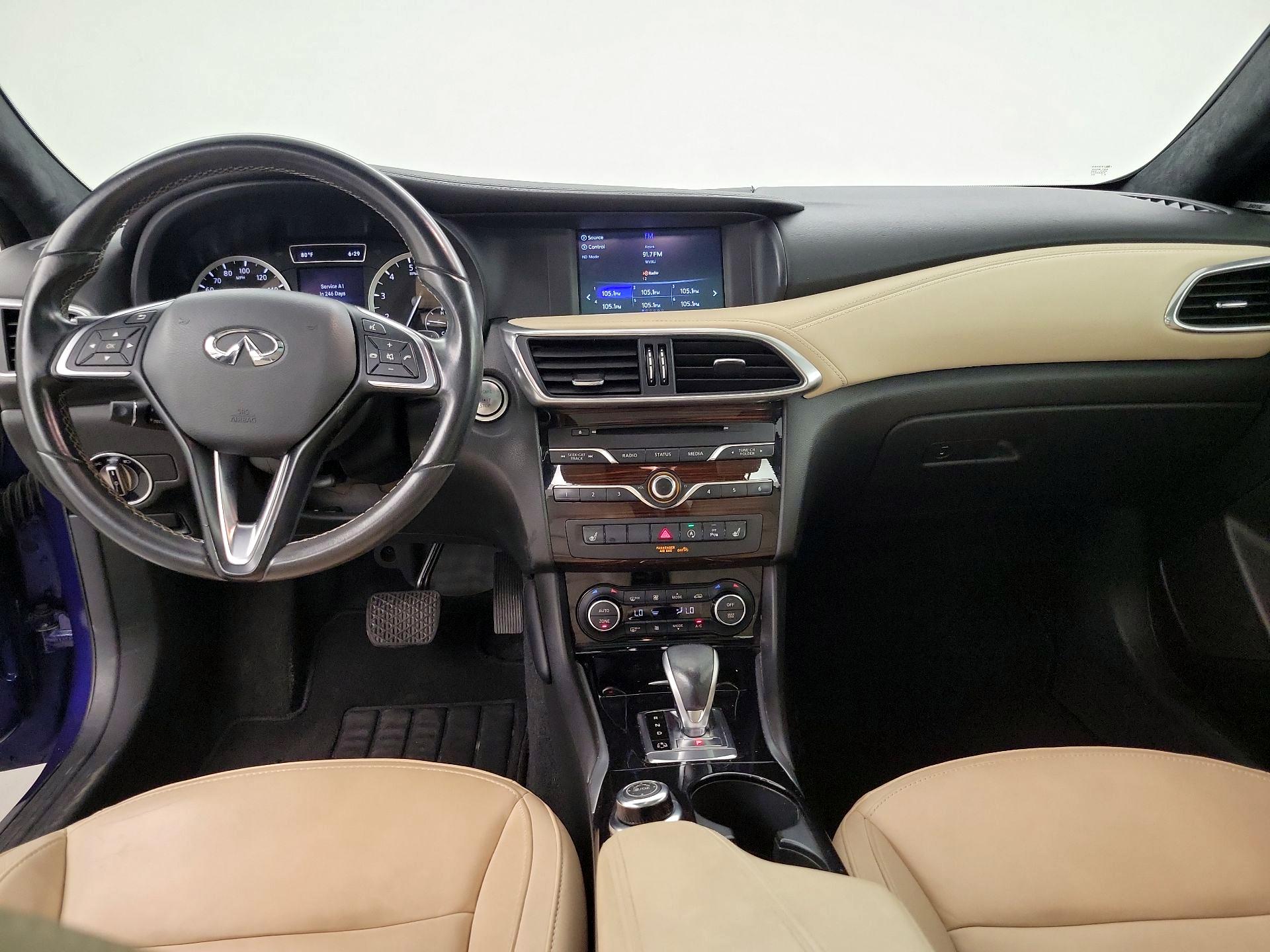 Thumbnail: 2018 INFINITI QX30 - 9