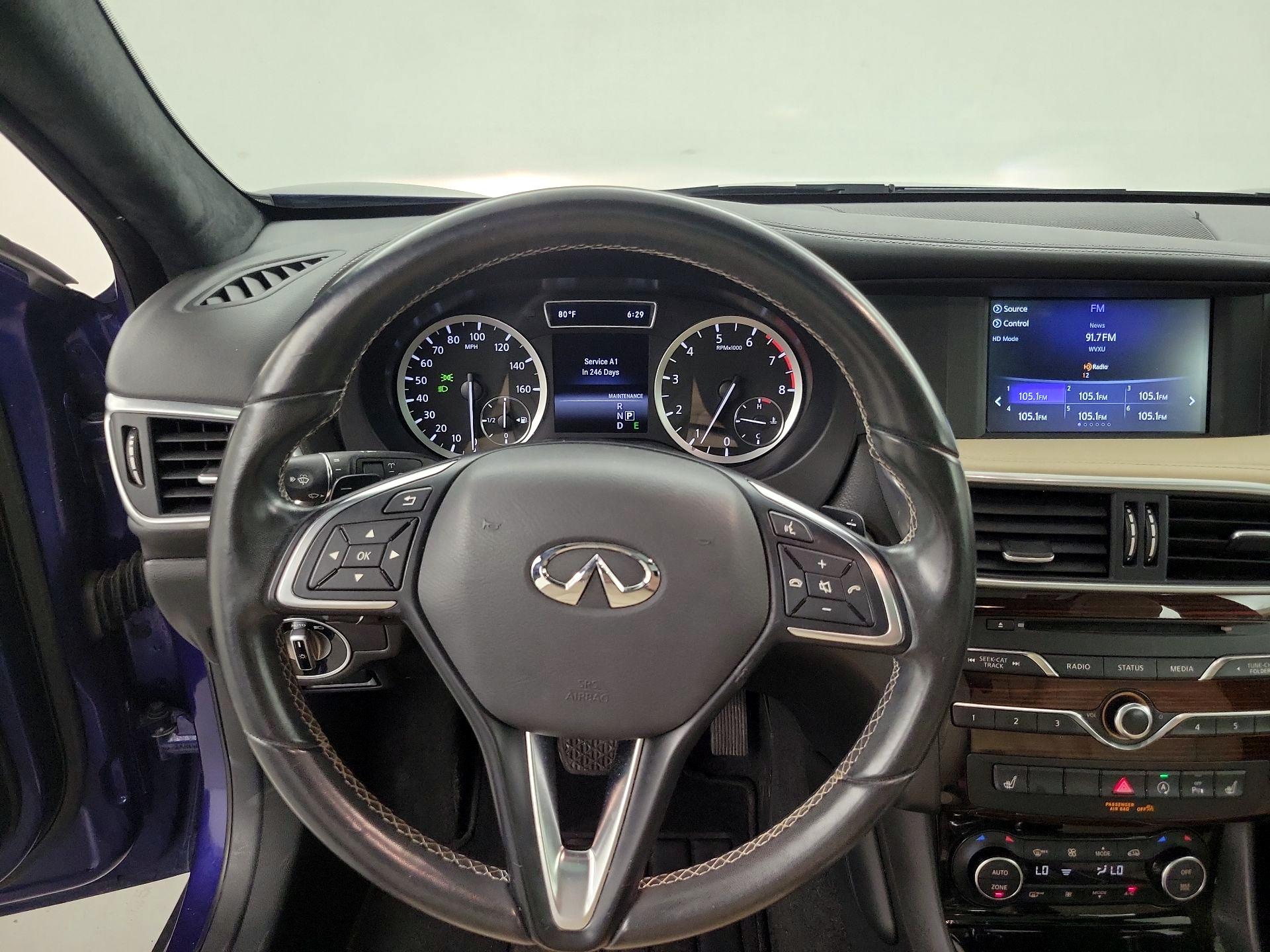 Thumbnail: 2018 INFINITI QX30 - 10