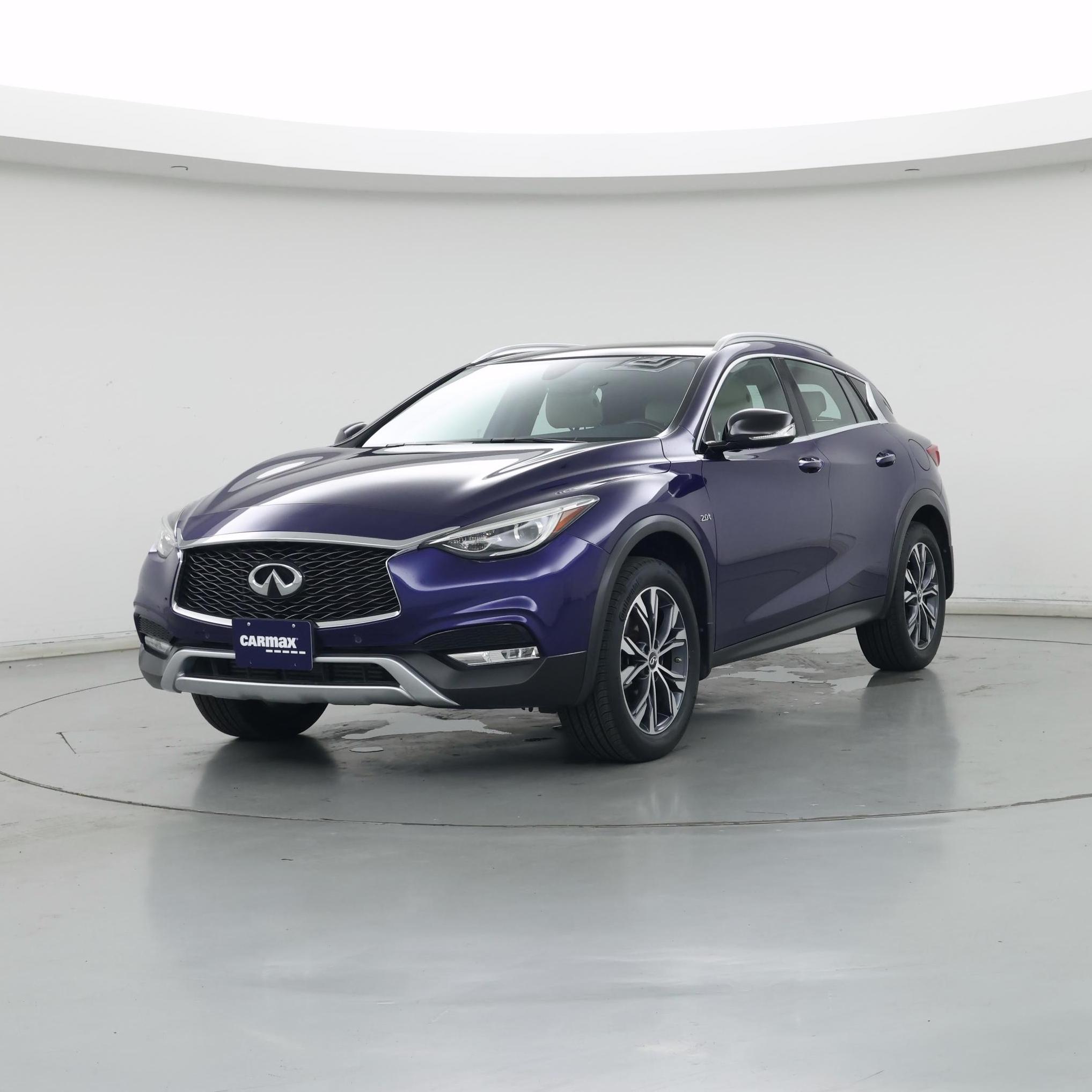 Thumbnail: 2018 INFINITI QX30 - 4