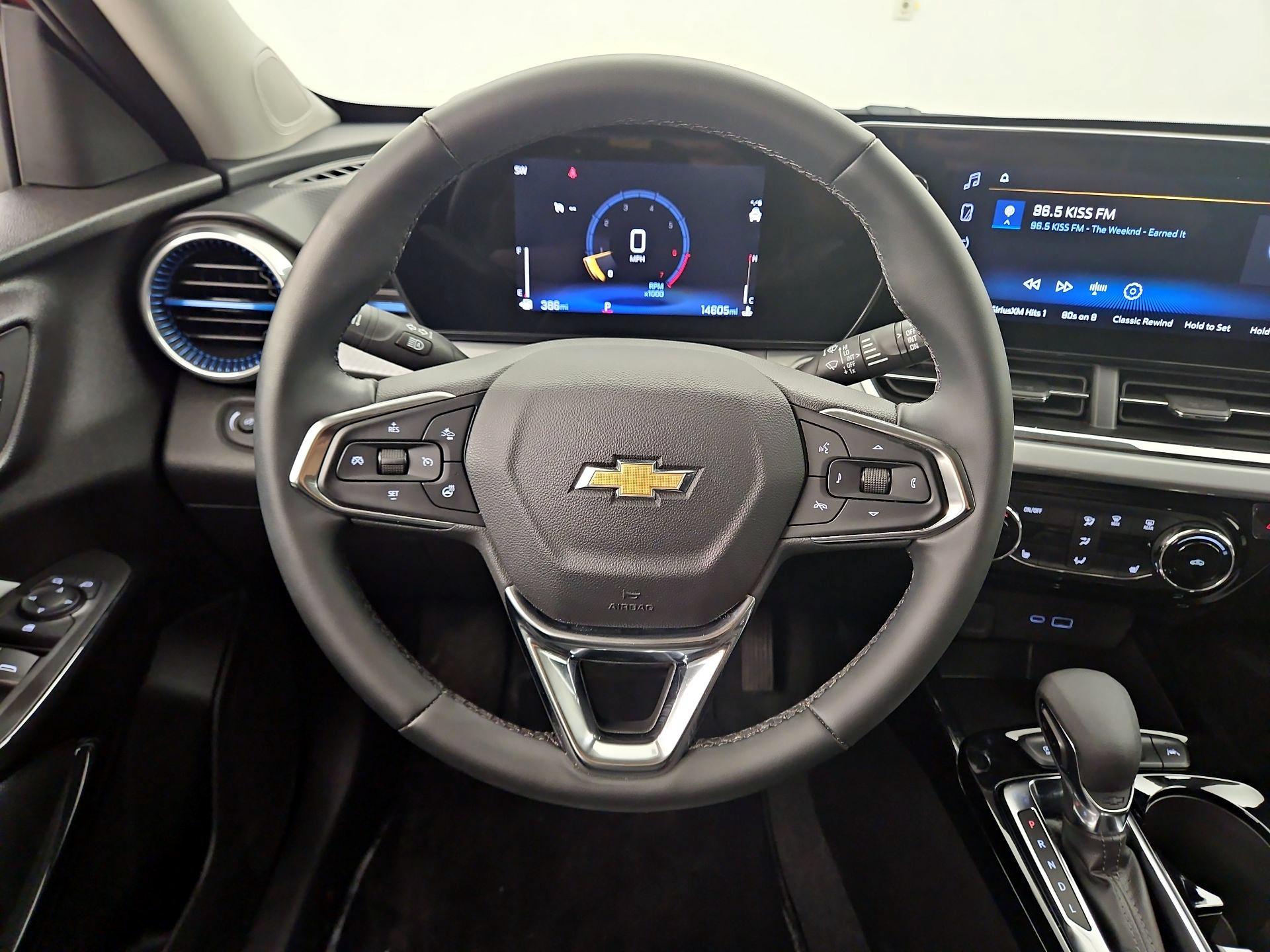 Thumbnail: 2025 Chevrolet Trax - 10