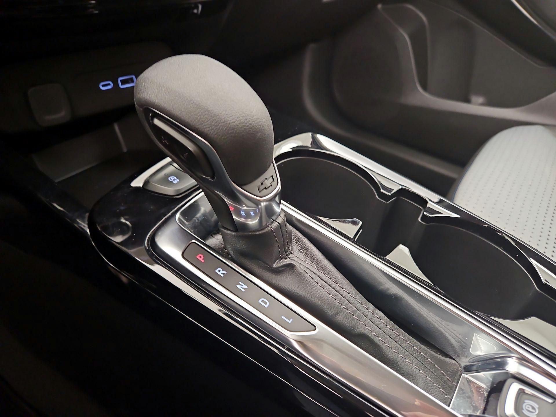 Thumbnail: 2025 Chevrolet Trax - 17