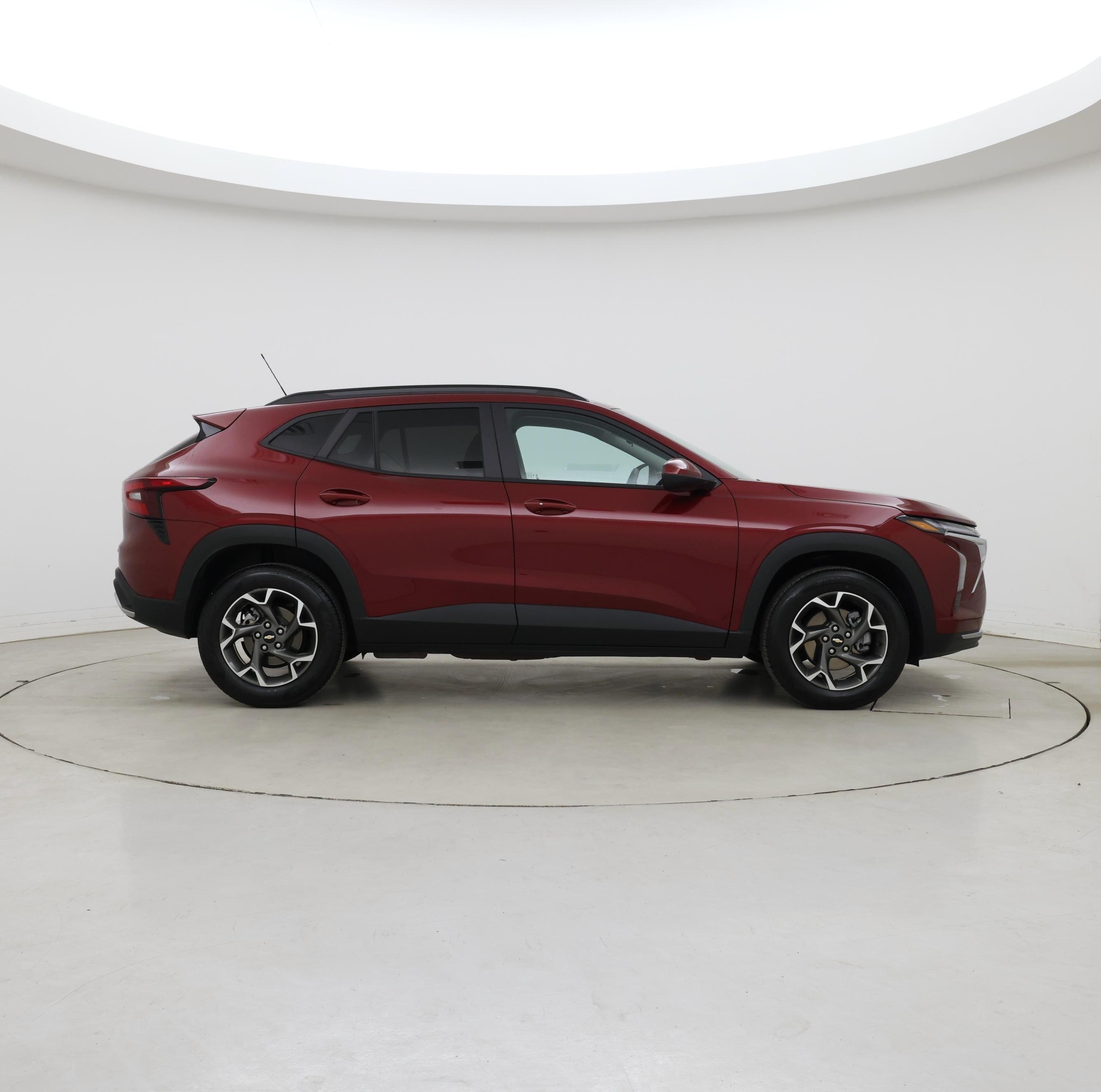 Thumbnail: 2025 Chevrolet Trax - 7