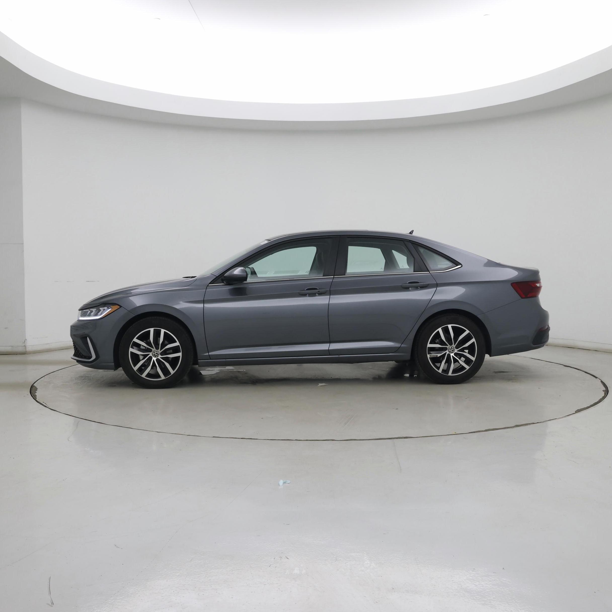 Thumbnail: 2025 Volkswagen Jetta - 3