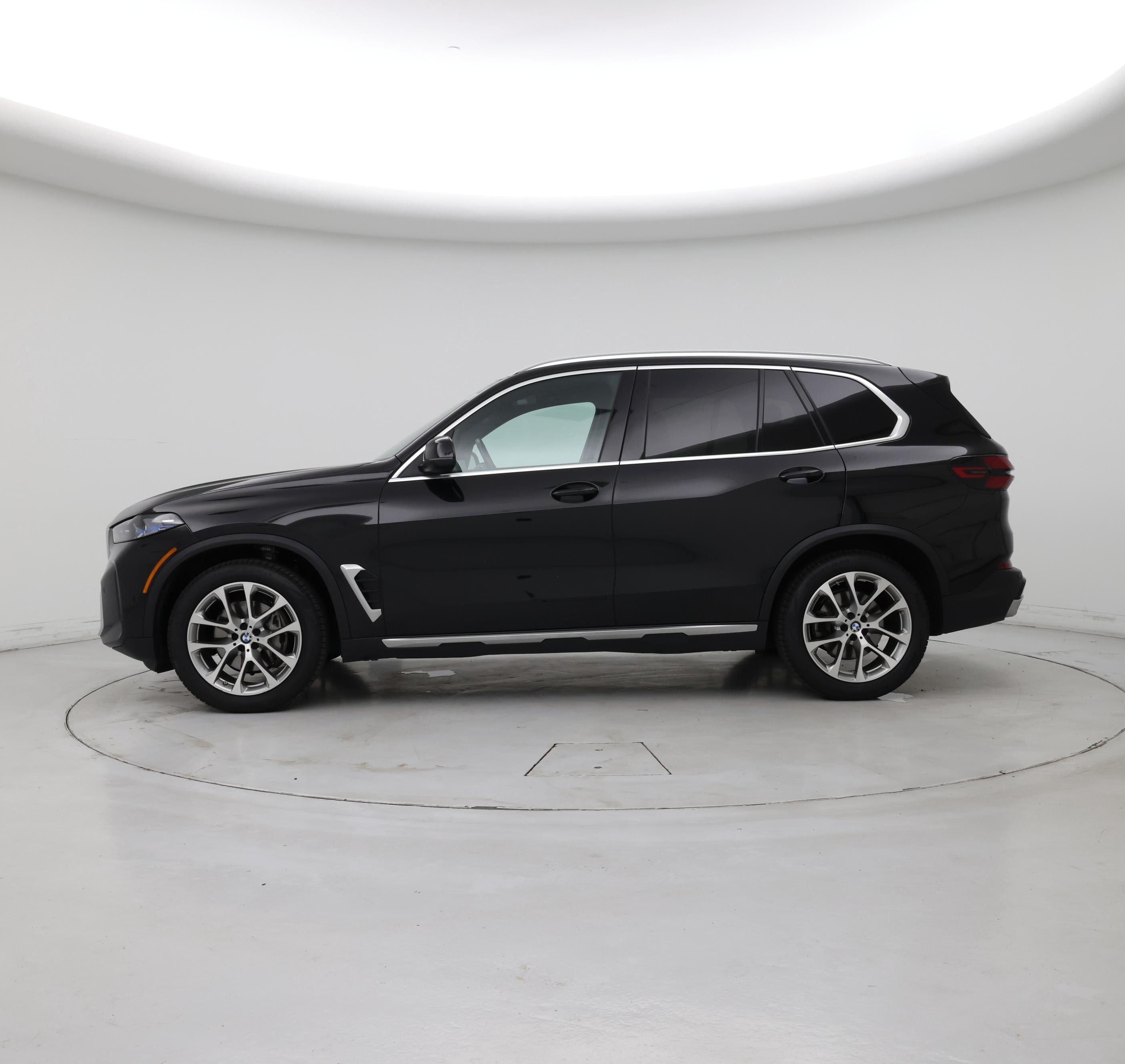Thumbnail: 2024 BMW X5 - 3