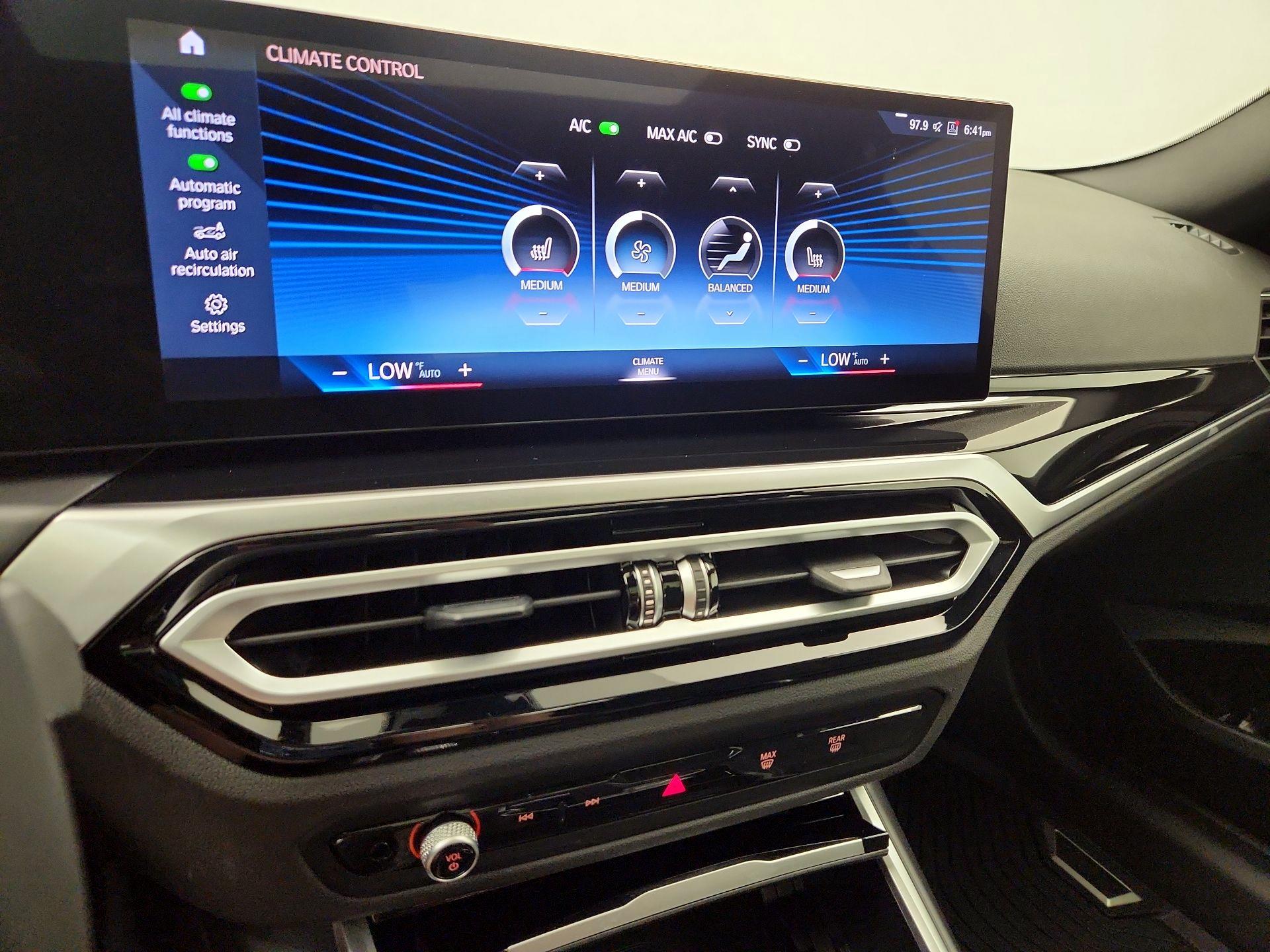 Thumbnail: 2024 BMW 2 Series - 16