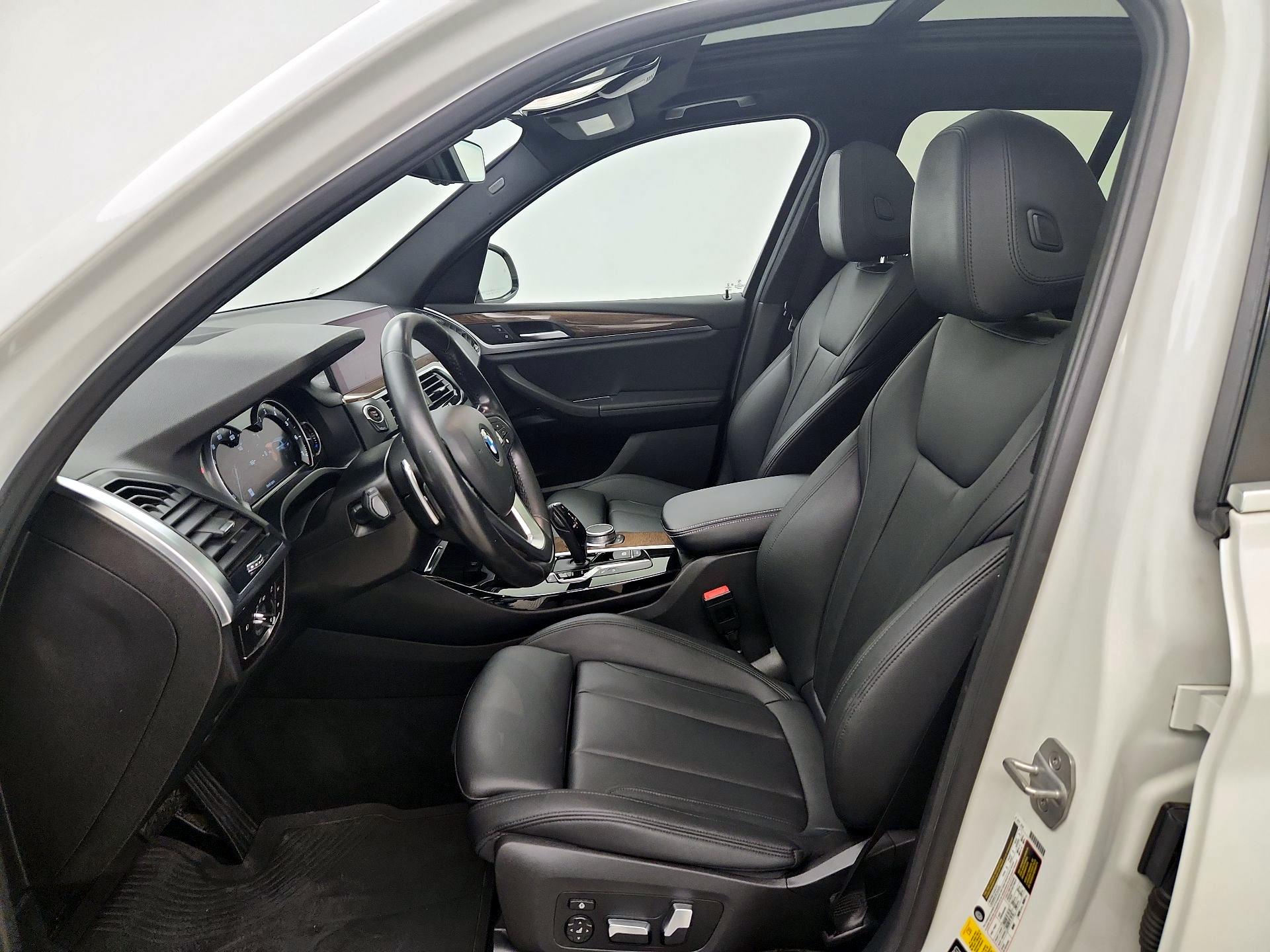 Thumbnail: 2019 BMW X3 - 11
