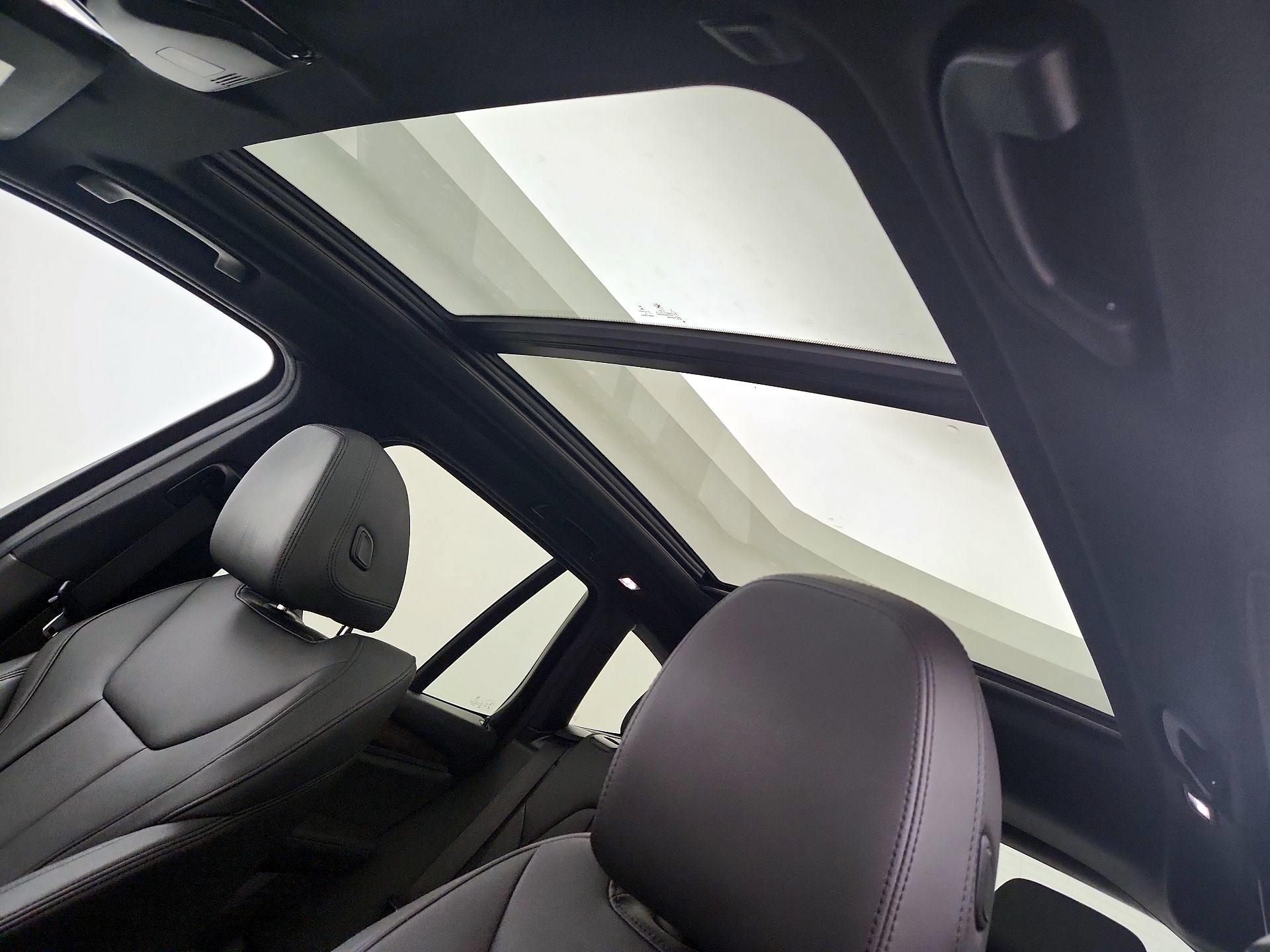 Thumbnail: 2019 BMW X3 - 19