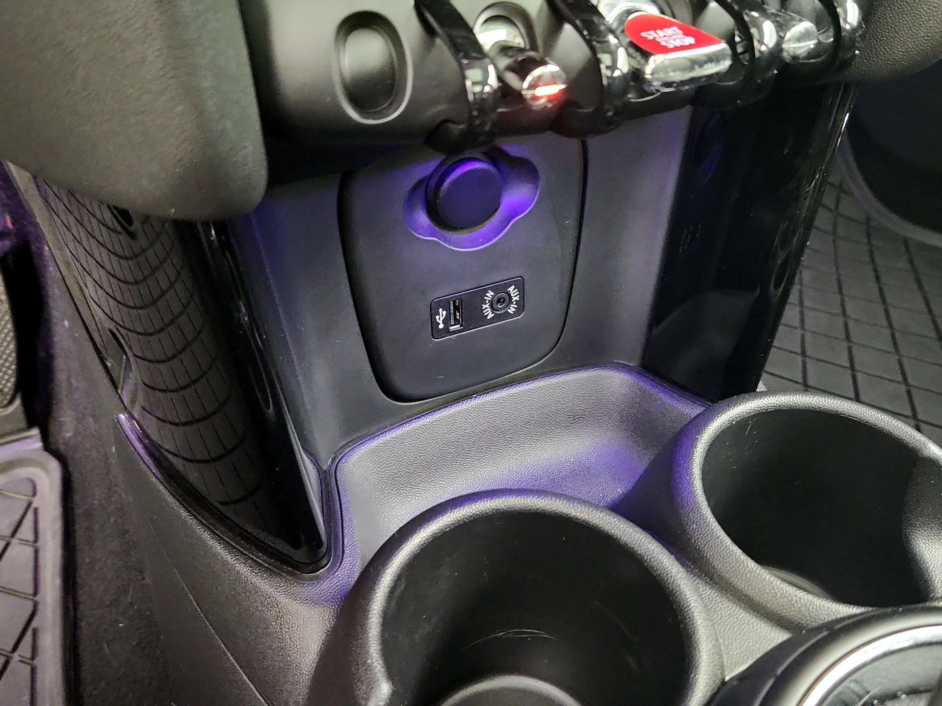 Thumbnail: 2016 MINI Cooper Hardtop - 18