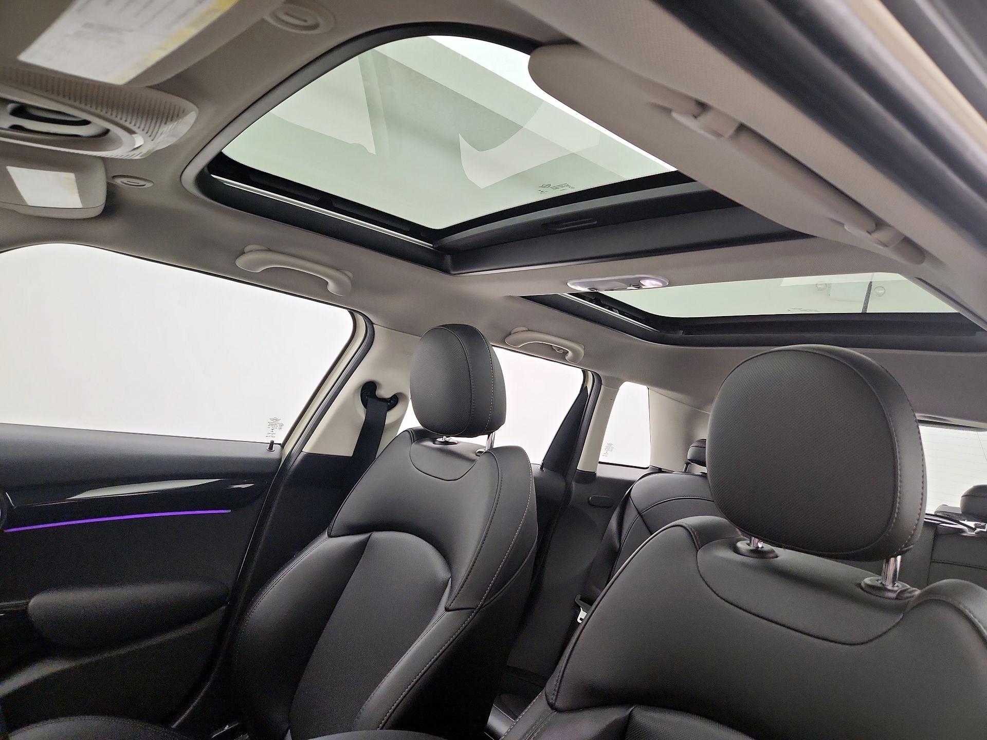 Thumbnail: 2016 MINI Cooper Hardtop - 19