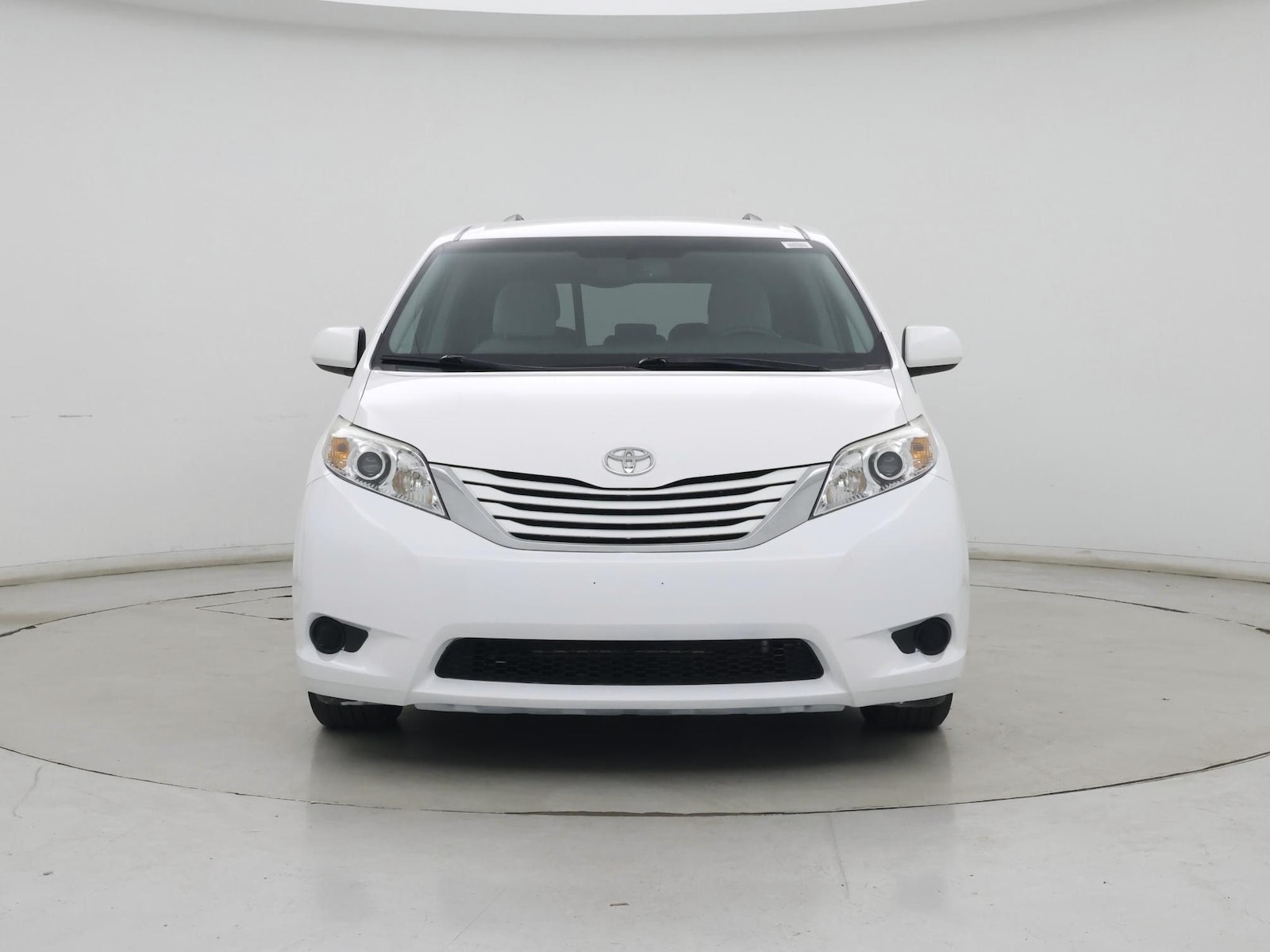 2016 Toyota Sienna LE - Photo 6