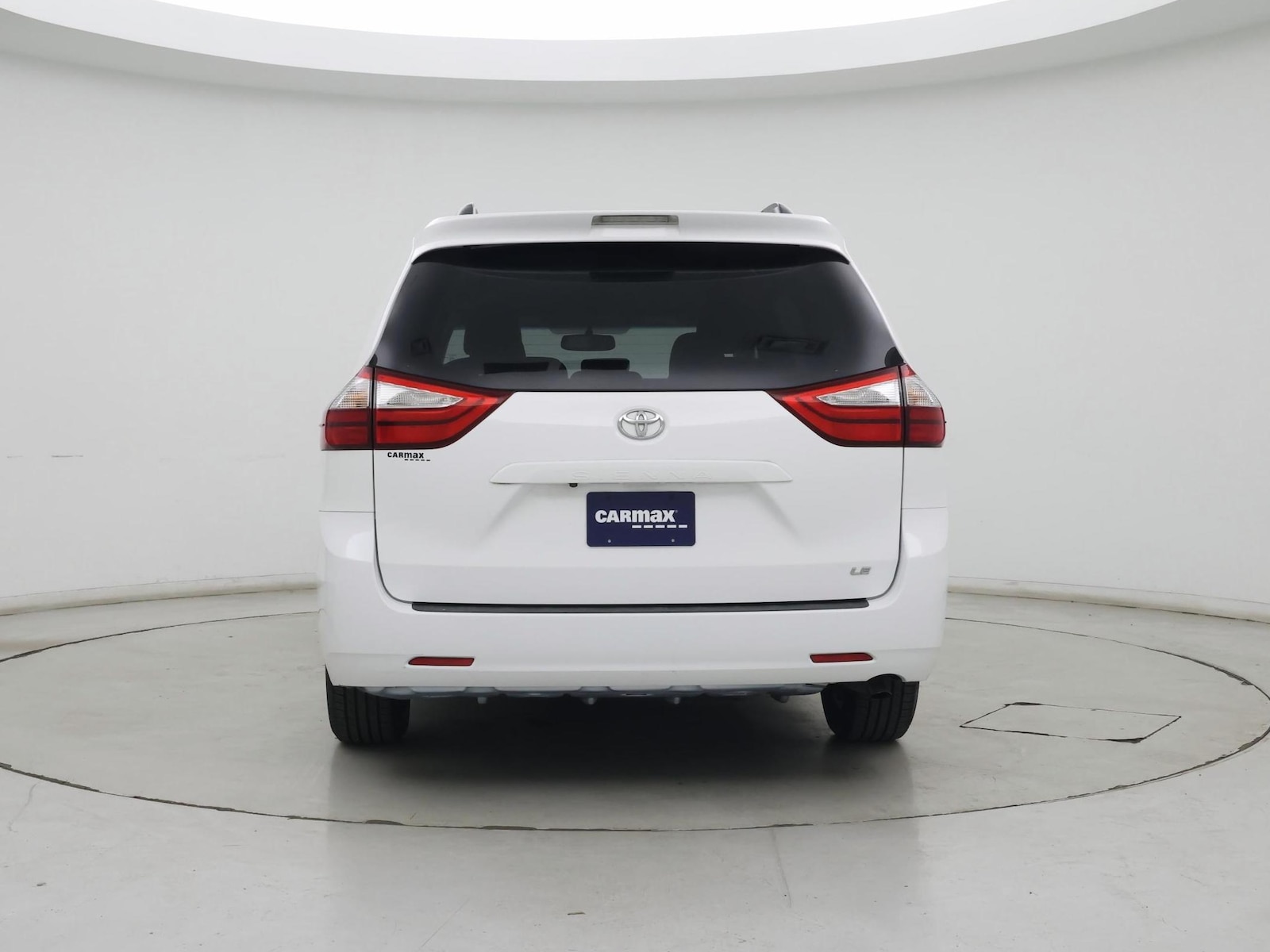 2016 Toyota Sienna LE - Photo 7