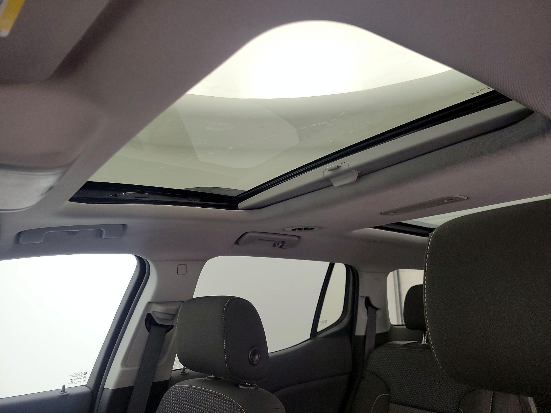 Thumbnail: 2020 GMC Acadia - 19