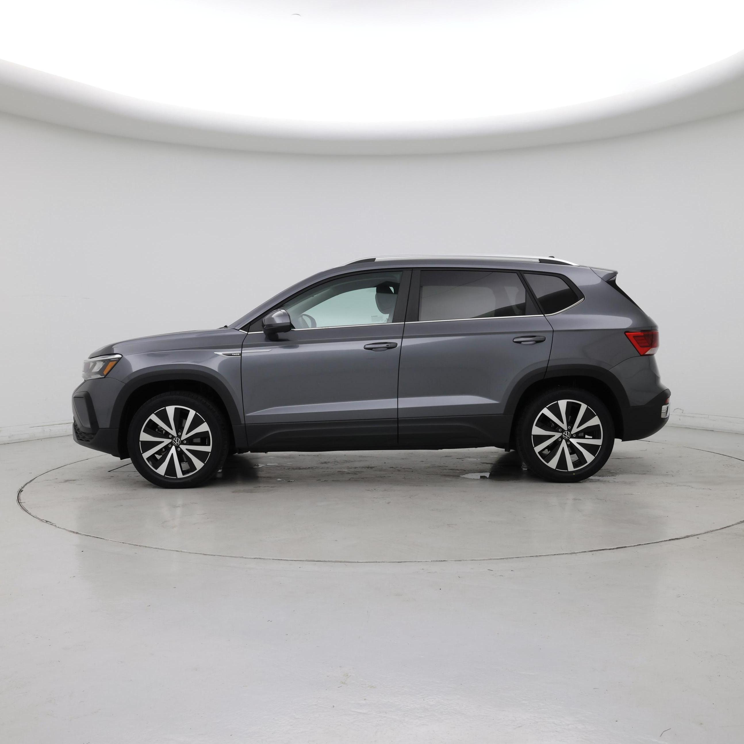 Thumbnail: 2023 Volkswagen Taos - 3