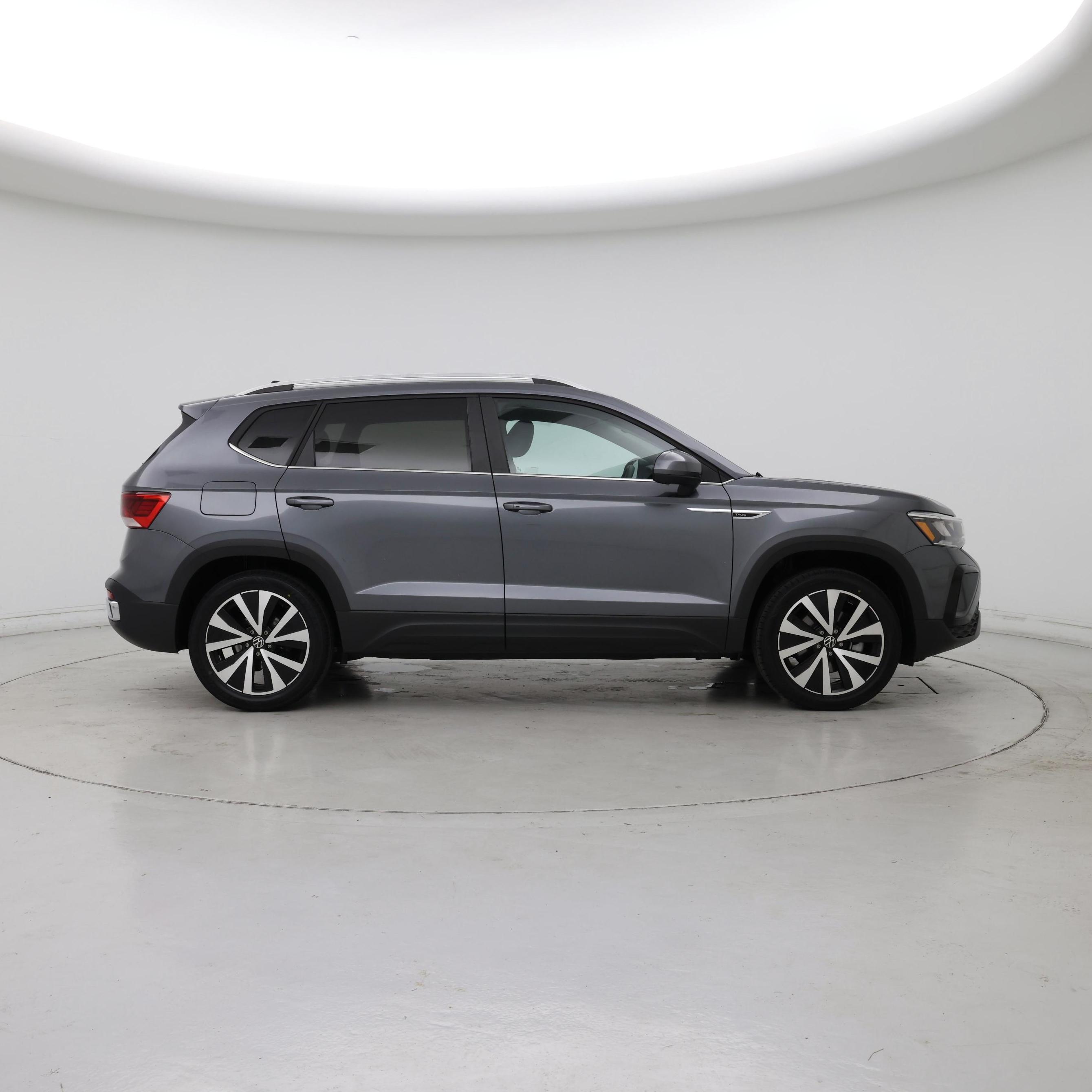 Thumbnail: 2023 Volkswagen Taos - 7