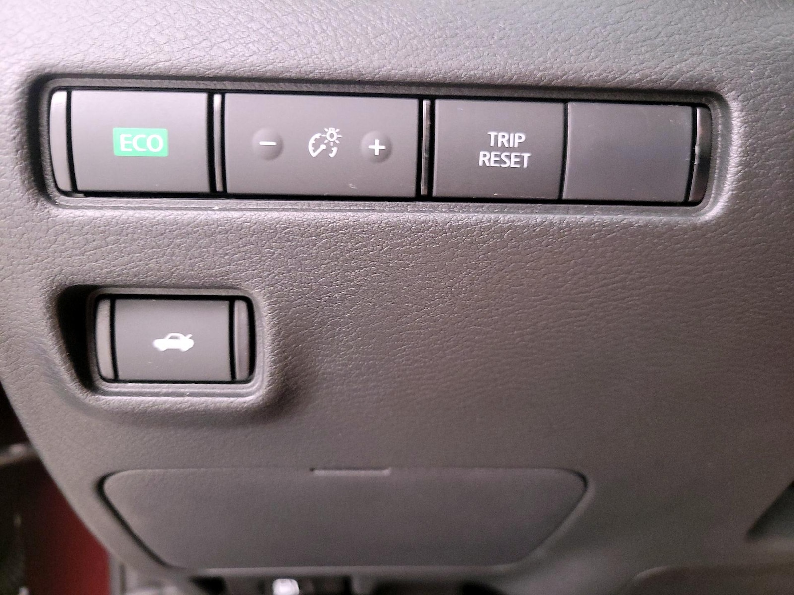 2025 Nissan Sentra SV - Photo 14